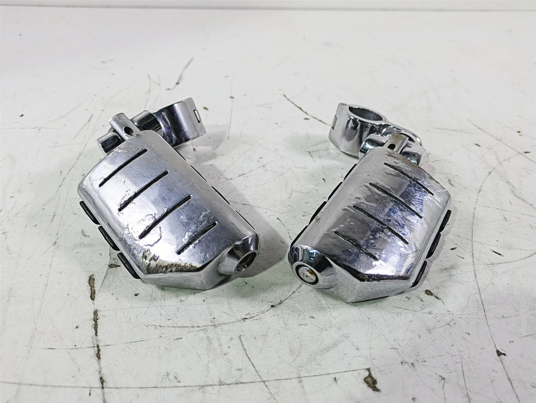 2002 Honda GL1500 CD Valkyrie Deluxe Chrome Highway Foot Rest Peg Set - Image 9