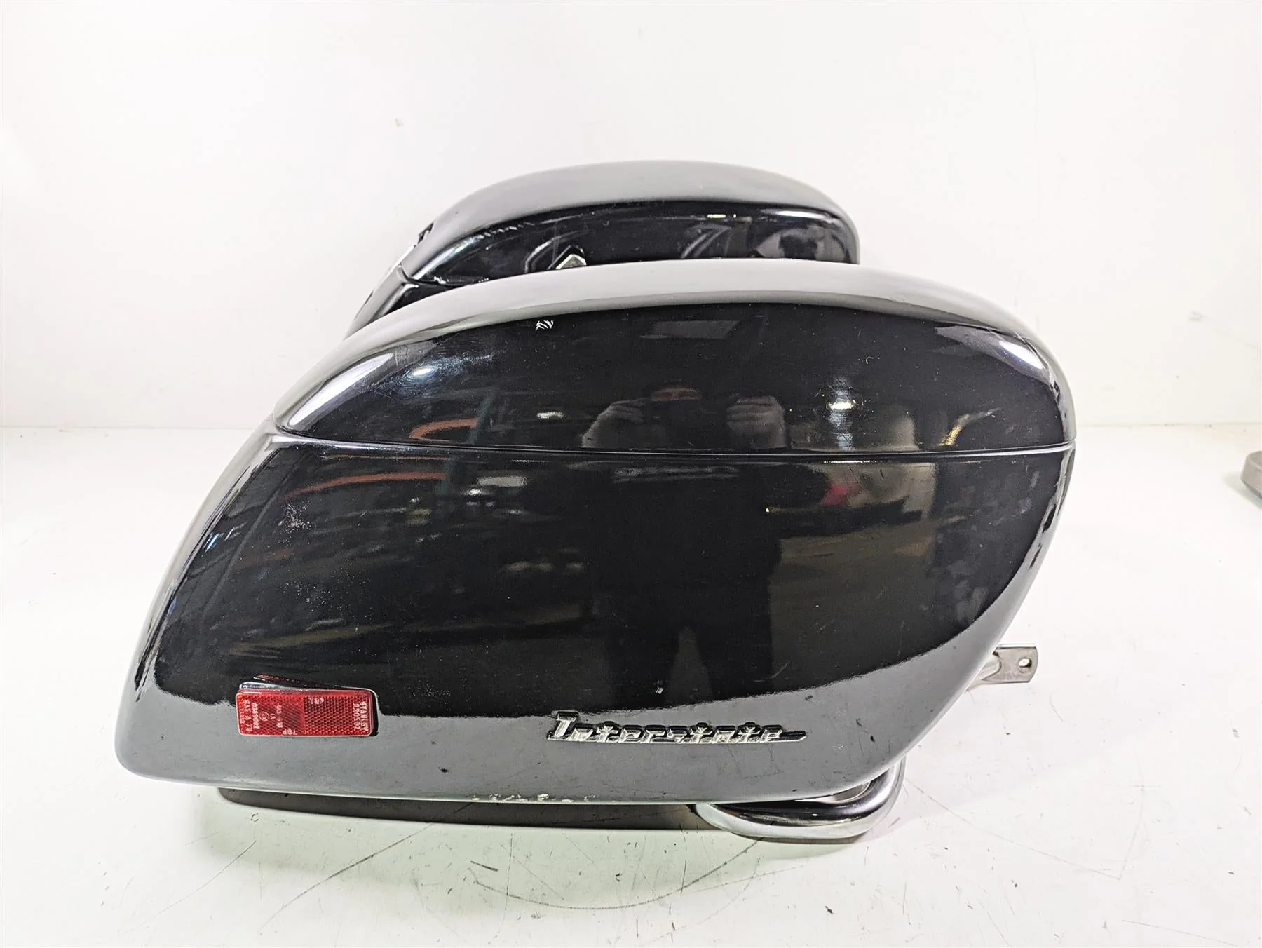 2002 Honda GL1500 CD Valkyrie Deluxe Interstate Saddlebag & Holder Set 21.152 - Image 3