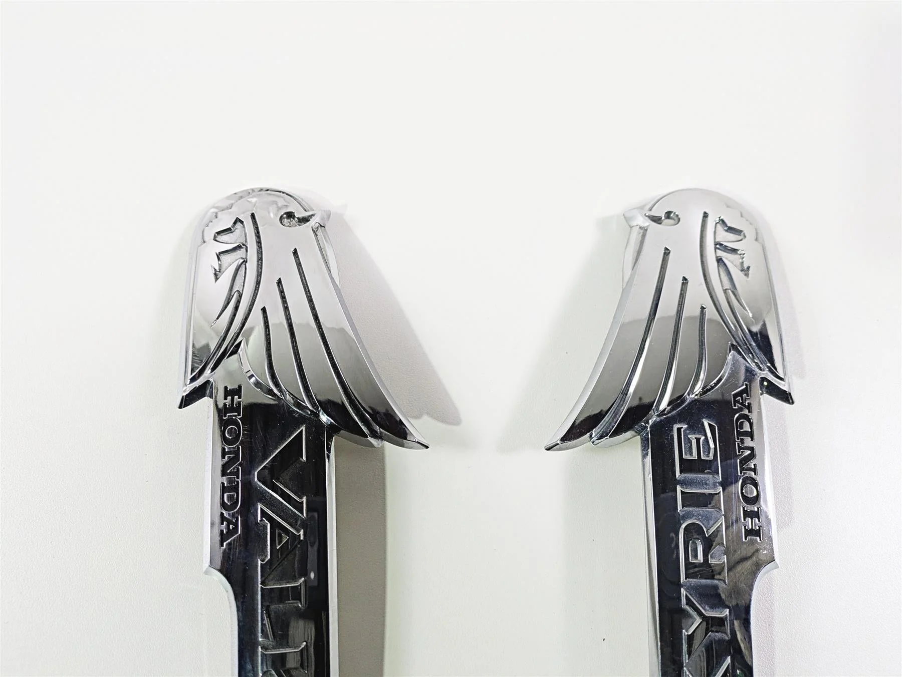 2002 Honda GL1500 CD Valkyrie Deluxe Left Right Tank Badge Emblem Set 1234567 - Image 12