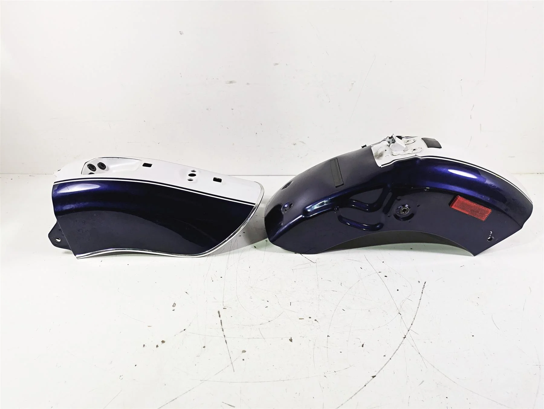 2002 Honda GL1500 CD Valkyrie Deluxe Rear Fender Set 80110-MZ0-B30 80210-MZ0-B30 - Image 2