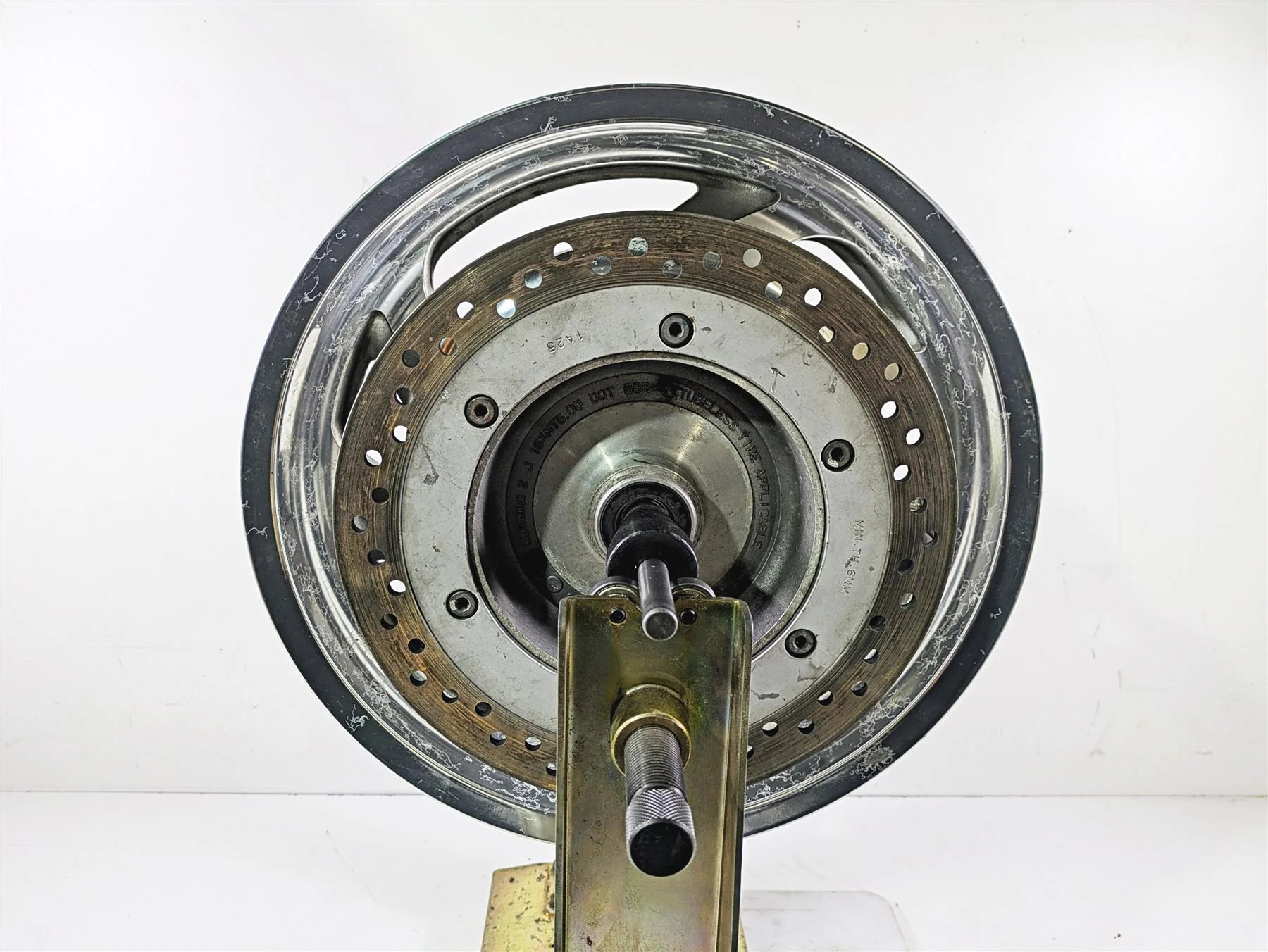 2002 Honda GL1500 CD Valkyrie Deluxe Rear Wheel Rim 16x5 42650-MZ0-B21 - Image 3