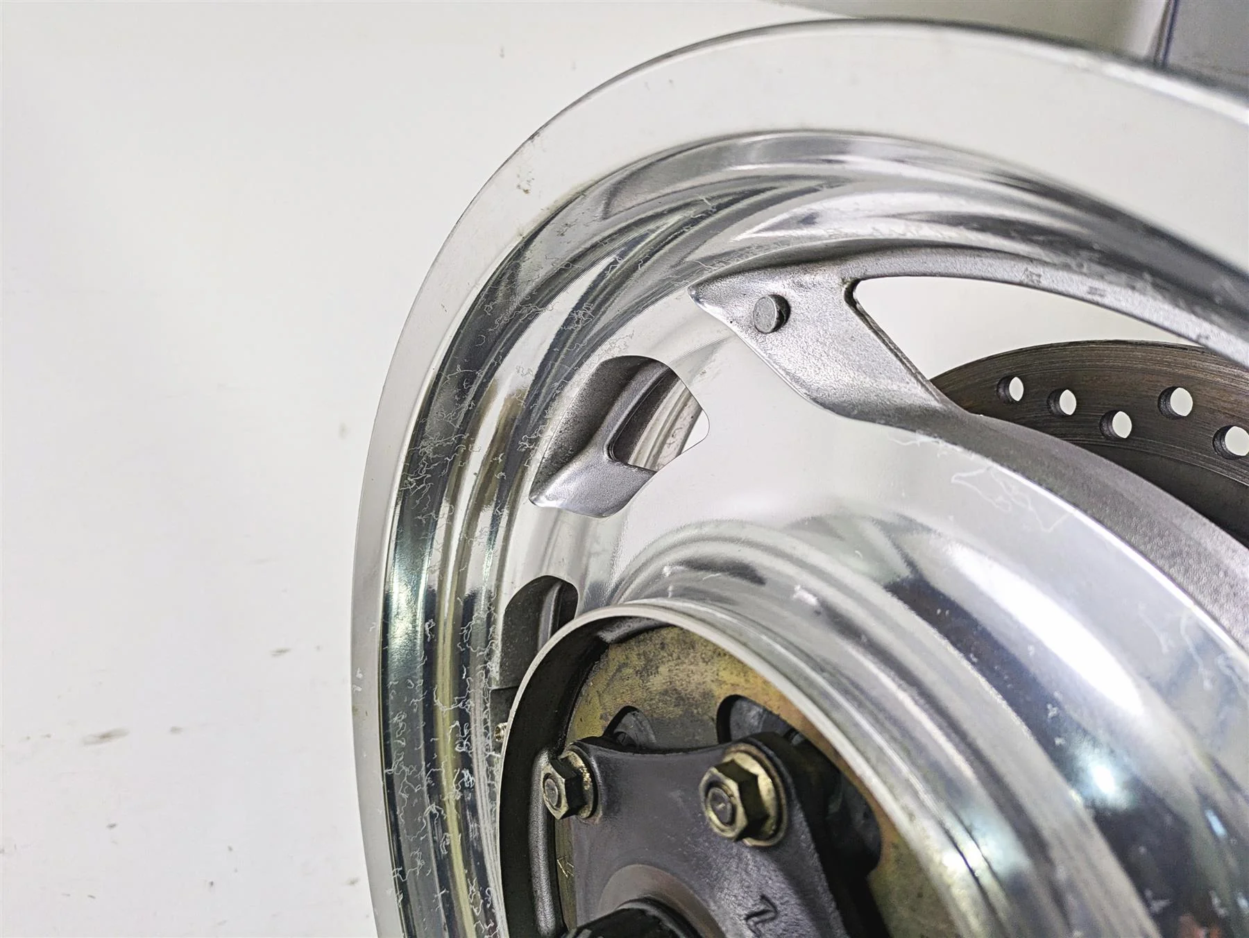 2002 Honda GL1500 CD Valkyrie Deluxe Rear Wheel Rim 16x5 42650-MZ0-B21 - Image 9