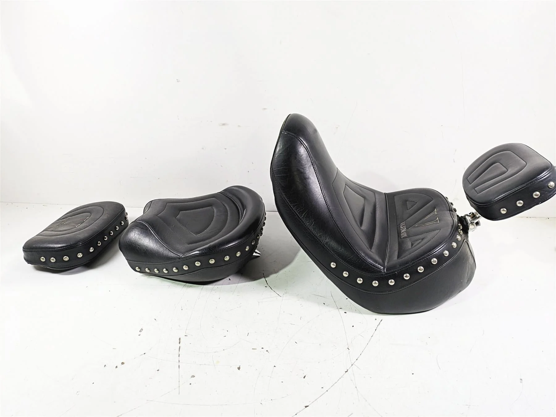 2002 Honda GL1500 CD Valkyrie Deluxe Ultimate Front Rear Lowrider Seat Saddle Set - Image 2