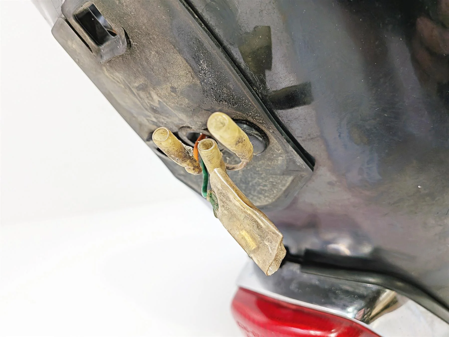 2002 Honda Shadow VT750 CDA Deluxe Rear Fender & Taillight 80100-MBA-661ZB - Image 7