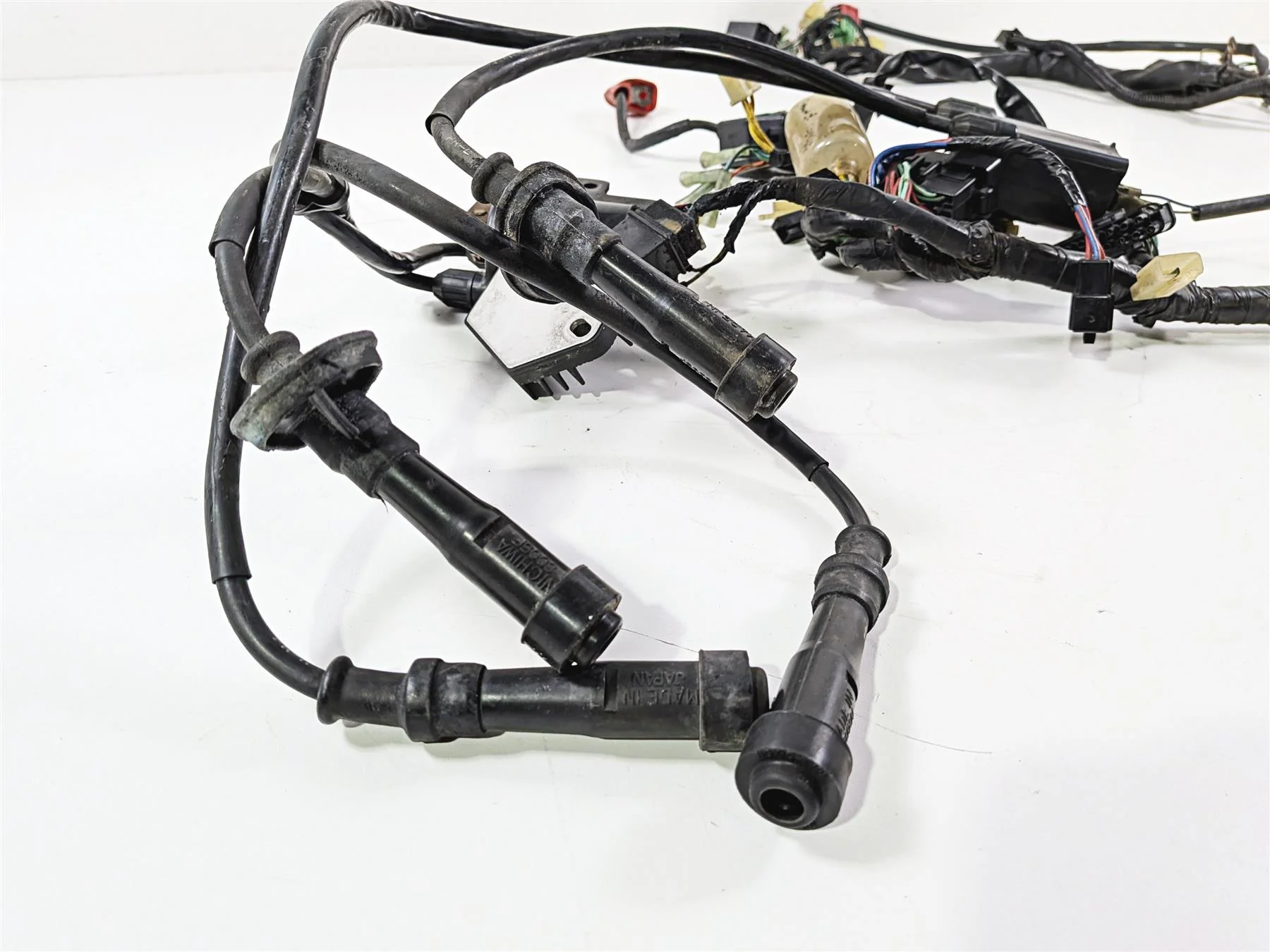 2002 Honda Shadow VT750 CDA Deluxe Wiring Harness Coils Rectifier 32100-MBA-J50 - Image 12