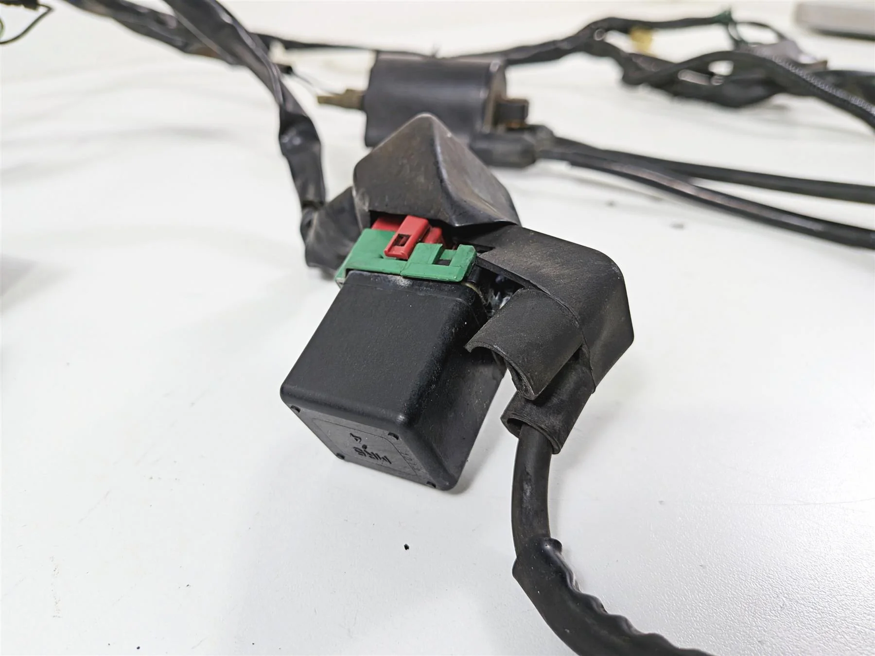 2002 Honda Shadow VT750 CDA Deluxe Wiring Harness Coils Rectifier 32100-MBA-J50 - Image 4