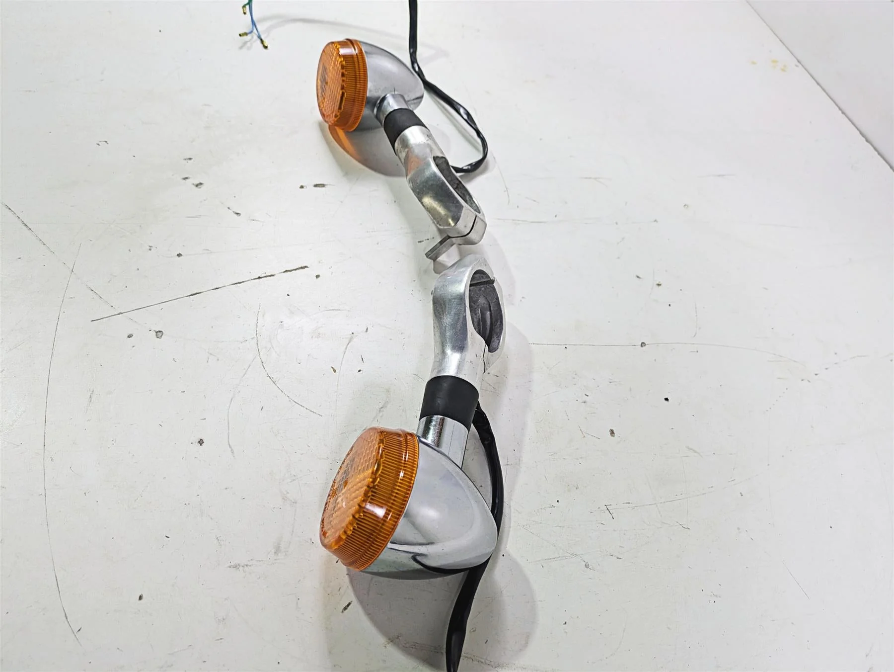 2002 Honda V-Twin VTX1800 C Front Blinker Turn Signal Set 33400-MBH-672 - Image 3