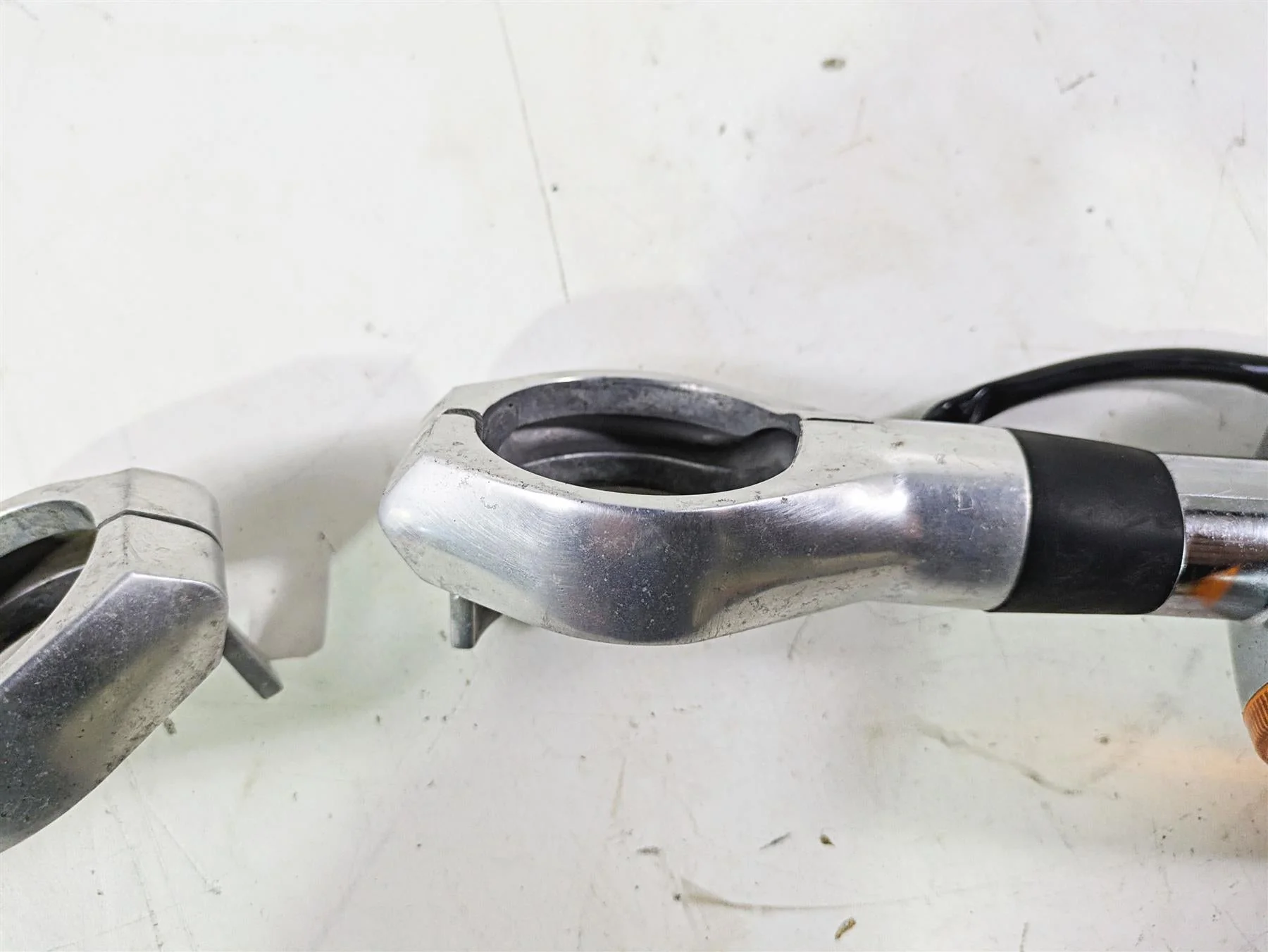 2002 Honda V-Twin VTX1800 C Front Blinker Turn Signal Set 33400-MBH-672 - Image 7