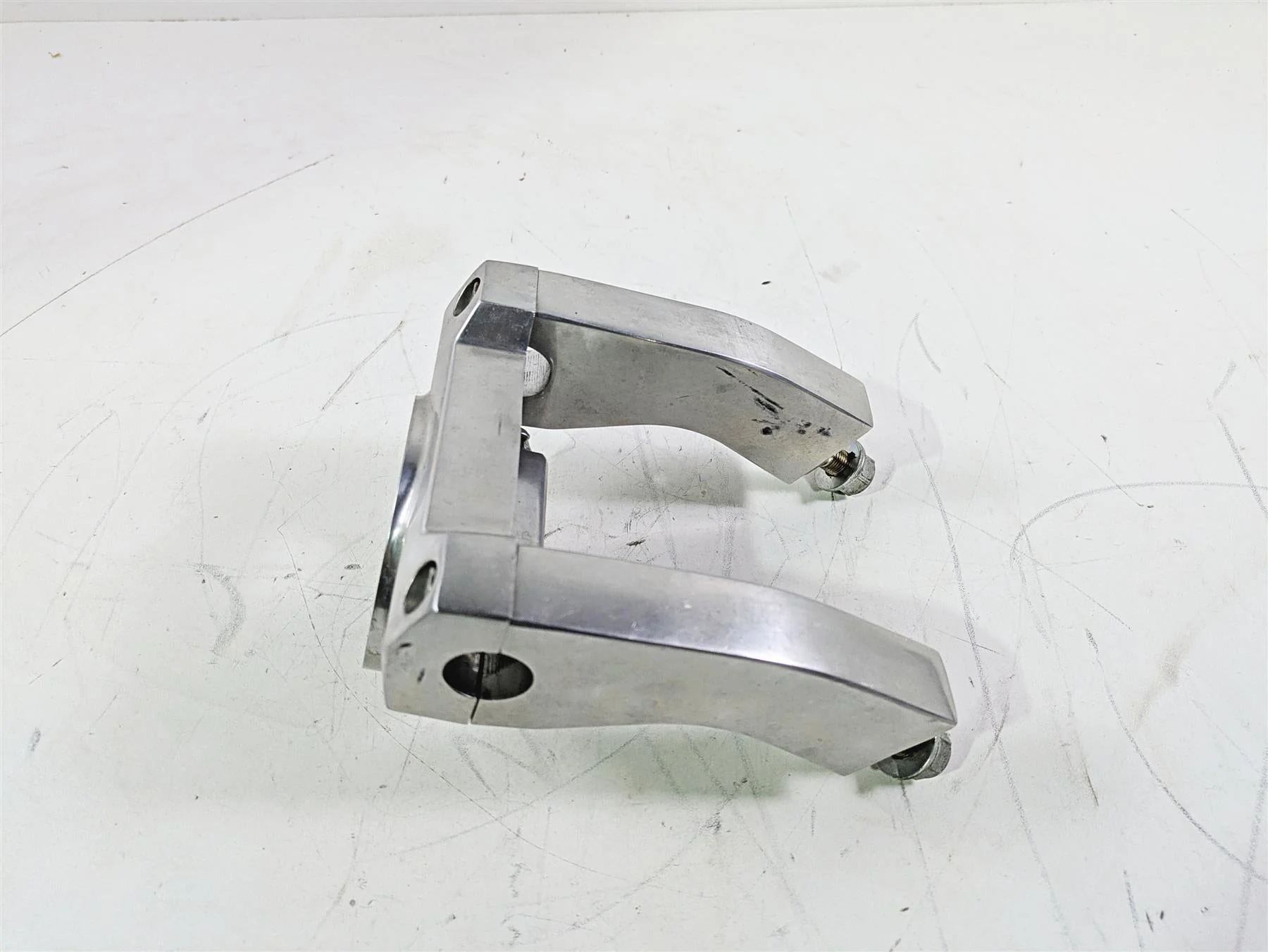 2002 Honda V-Twin VTX1800 C Handlebar Riser Holder Speedo Mount 53231-MCH-000 - Image 2