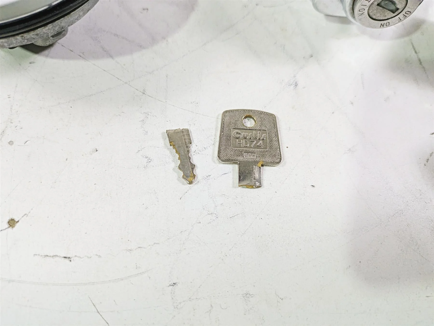 2002 Honda V-Twin VTX1800 C Ignition Switch Key Lock Set READ 35100-MCH-000 - Image 5