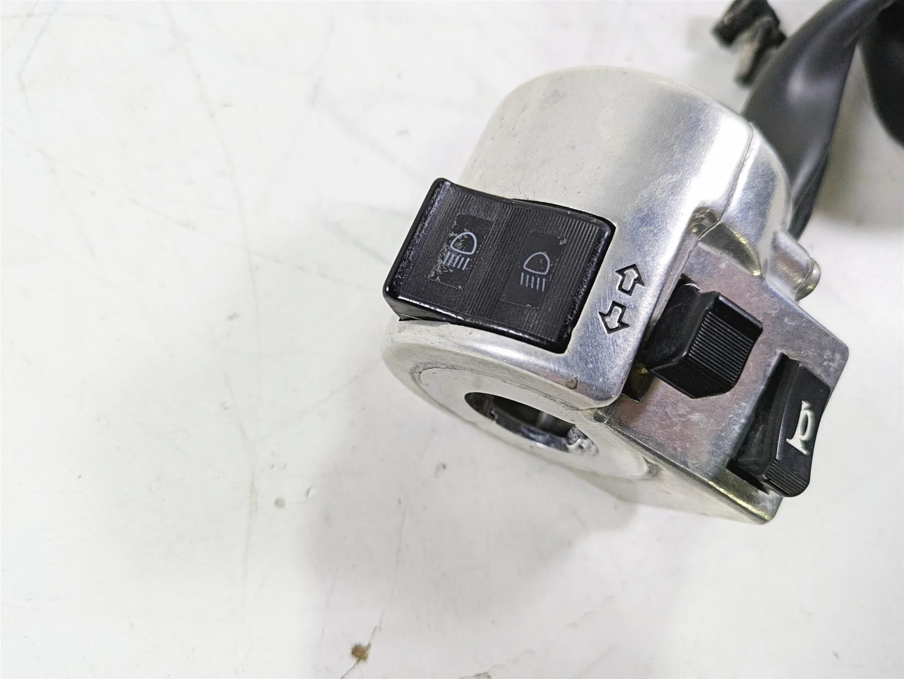 2002 Honda V-Twin VTX1800 C Left Hand Control Switch Light Blinker 35020-MCH-000 - Image 11