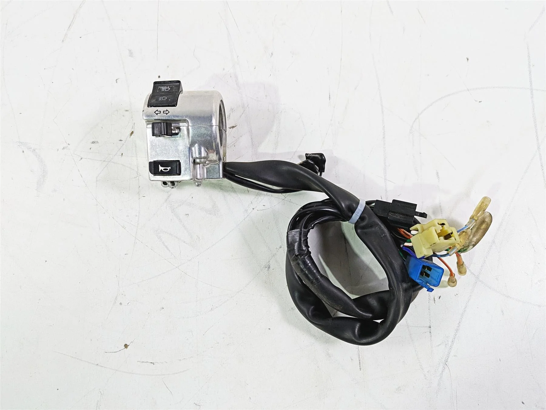 2002 Honda V-Twin VTX1800 C Left Hand Control Switch Light Blinker 35020-MCH-000 - Image 5