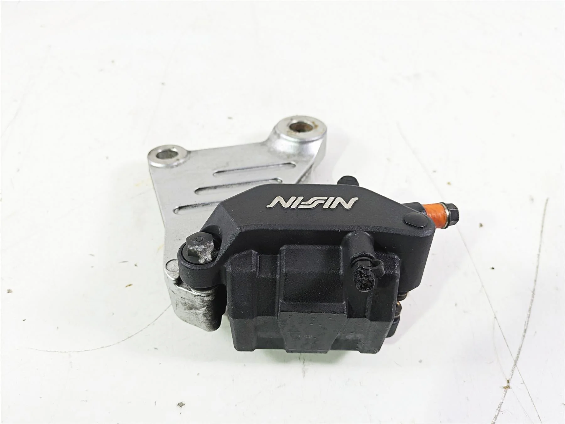 2002 Honda V-Twin VTX1800 C Nissin Rear Brake Caliper & Bracket 43150-MCH-006 - Image 3