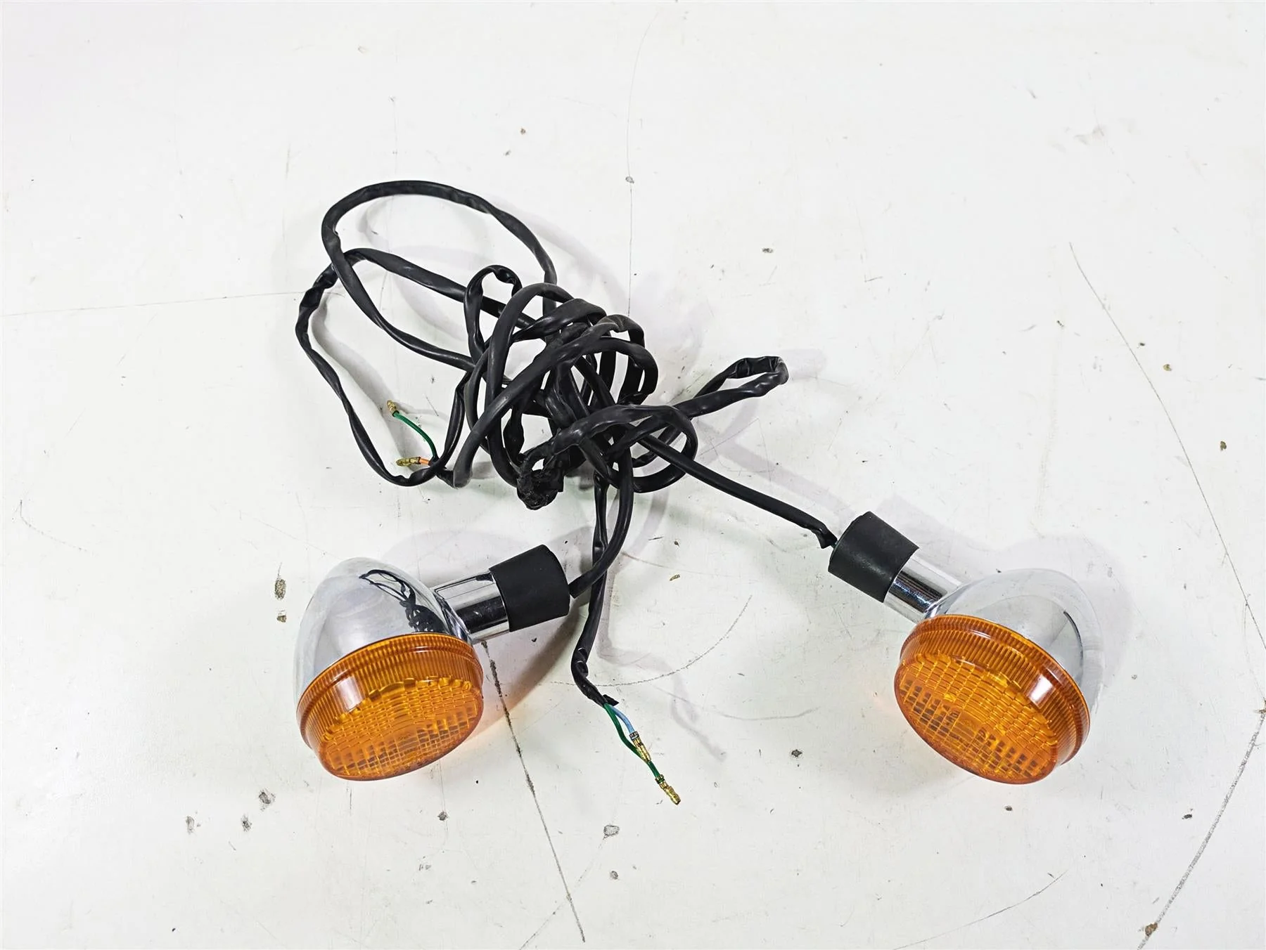 2002 Honda V-Twin VTX1800 C Rear Blinkers Turn Signal Set - Read 33600-MCH-003 - Image 4