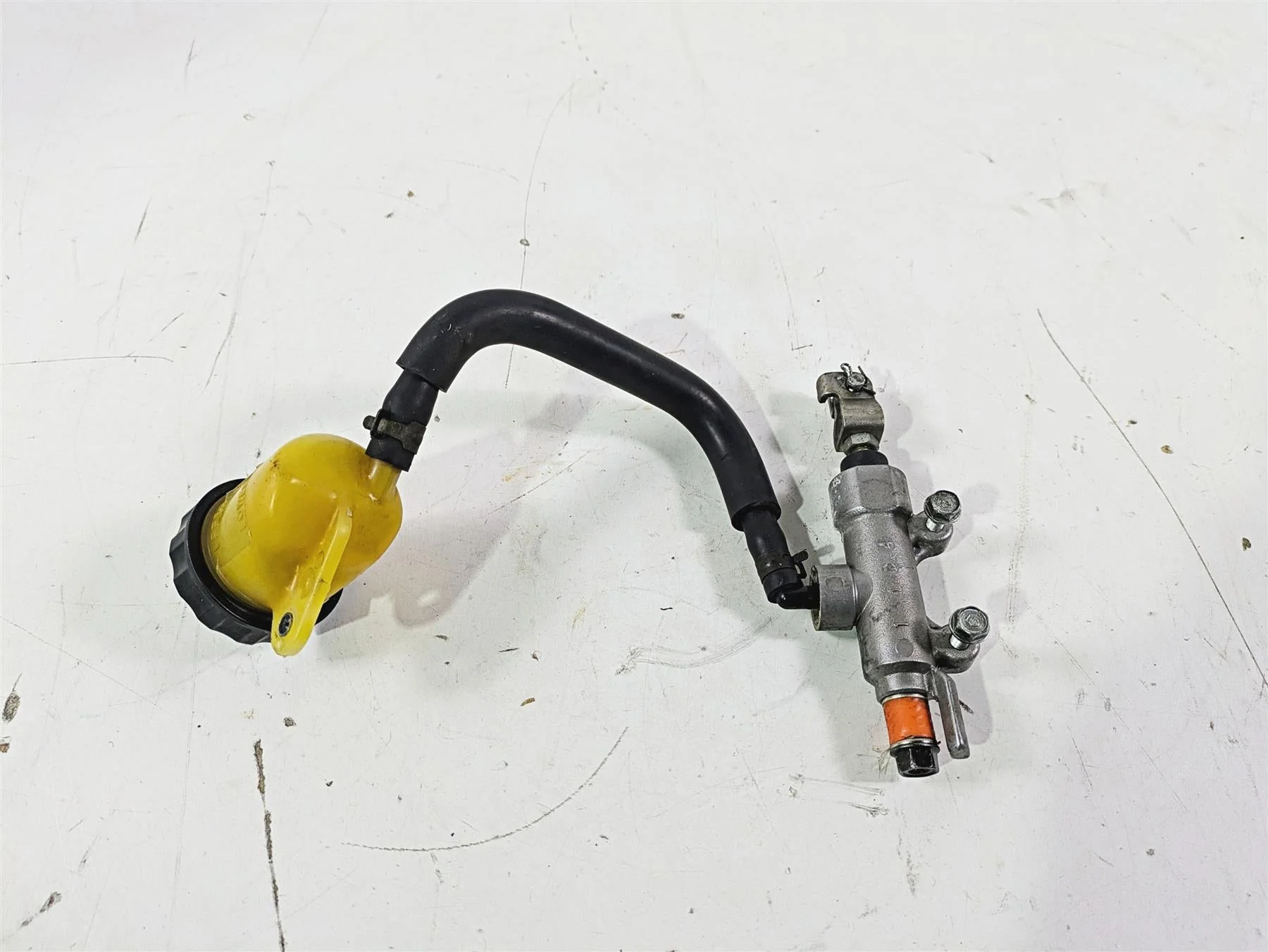 2002 Honda V-Twin VTX1800 C Rear Brake Master Cylinder 11/16 43510-MCH-016 - Image 4
