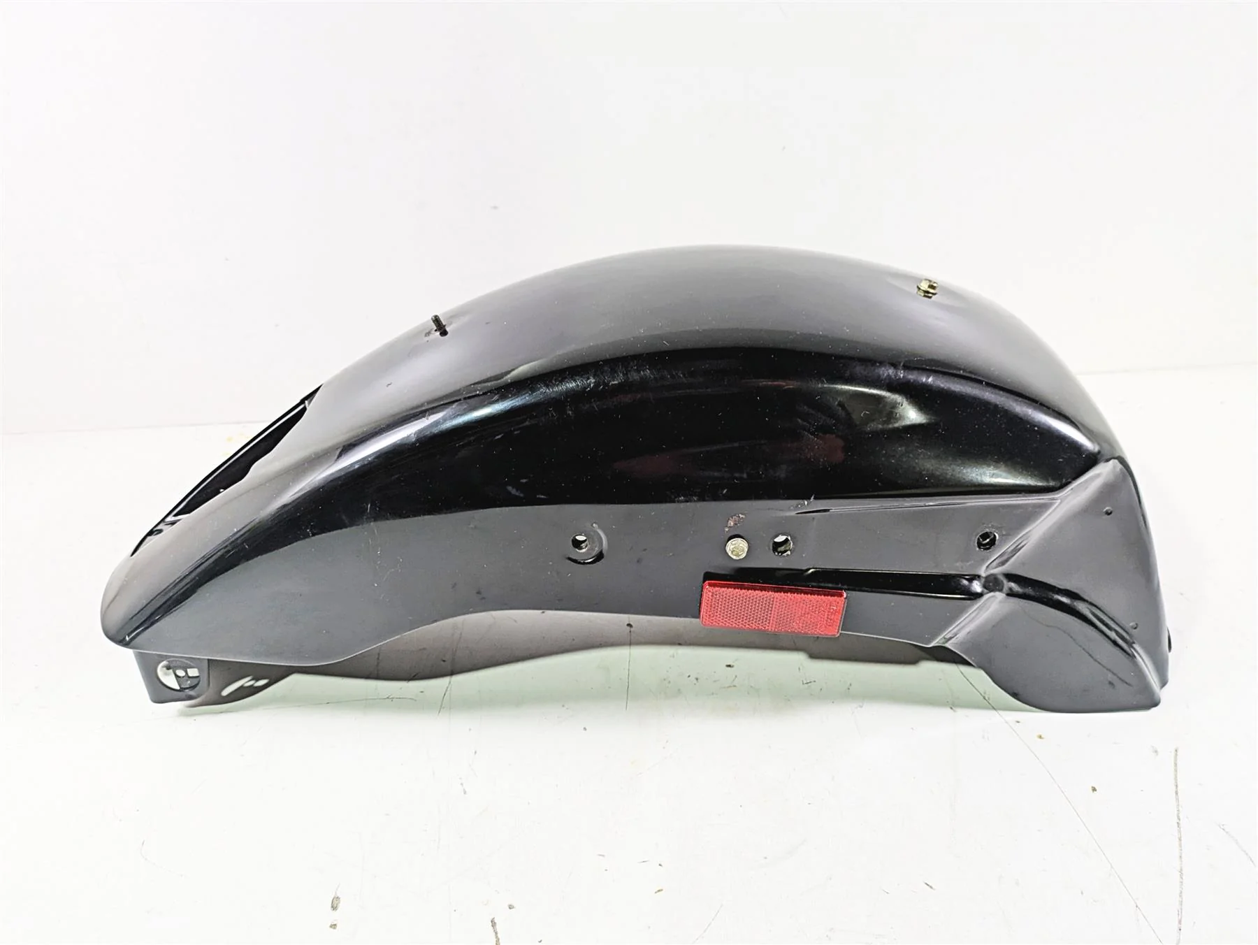 2002 Honda V-Twin VTX1800 C Rear Fender 80110-MCH-671 - Image 2