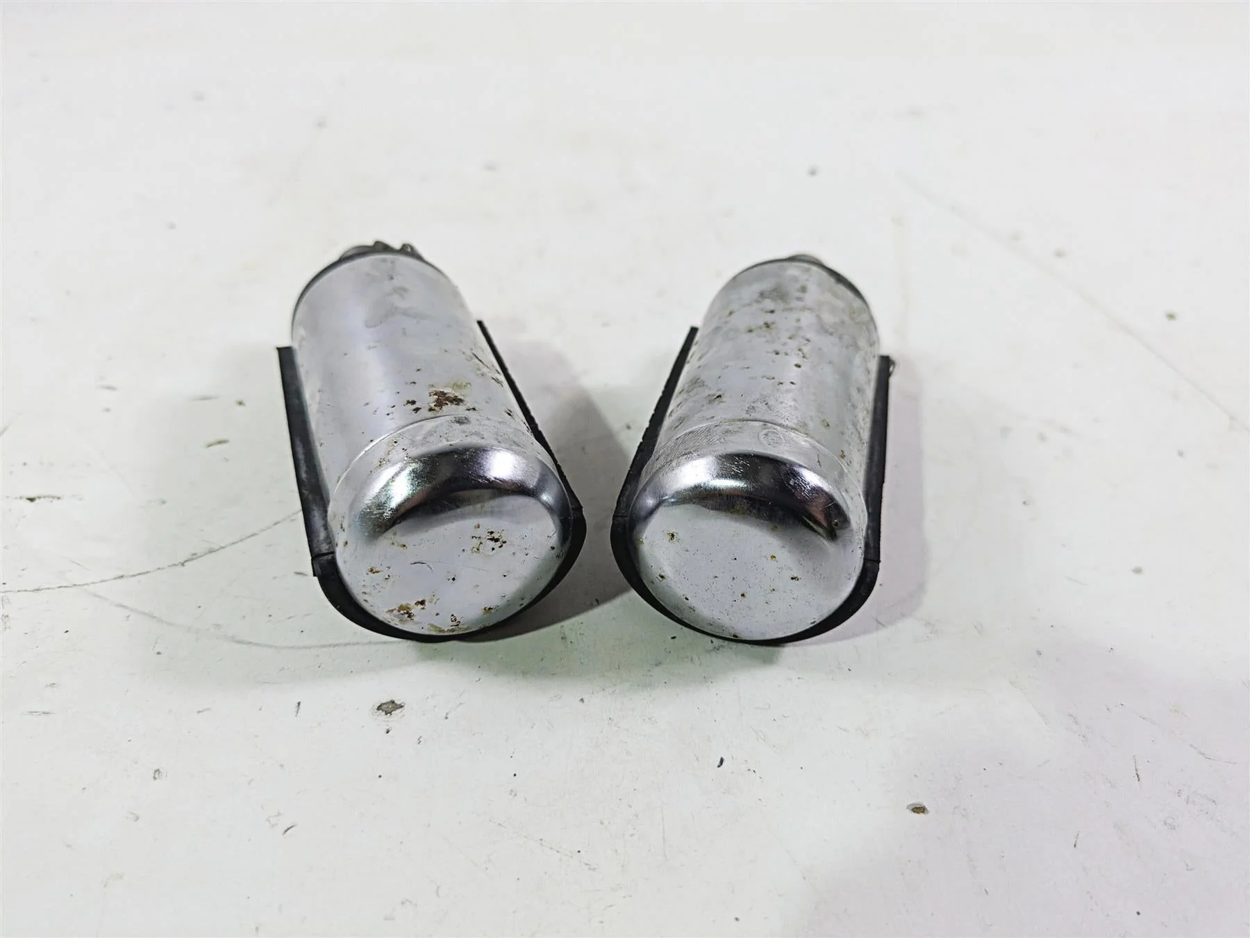 2002 Honda V-Twin VTX1800 C Rear Passenger Footpeg Set 50680-MCH-000 - Image 11