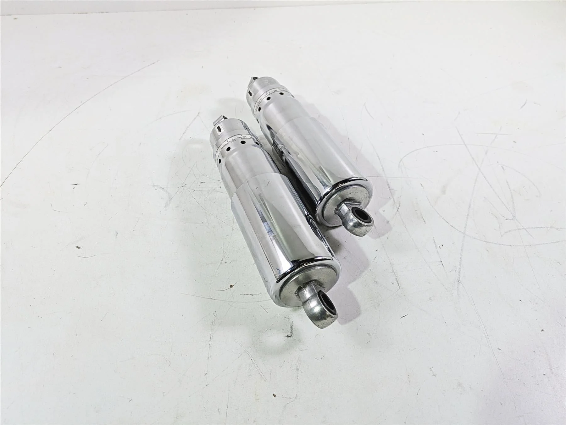 2002 Honda V-Twin VTX1800 C Rear Suspension Shock Damper Set Showa 52400-MCH-631 - Image 9