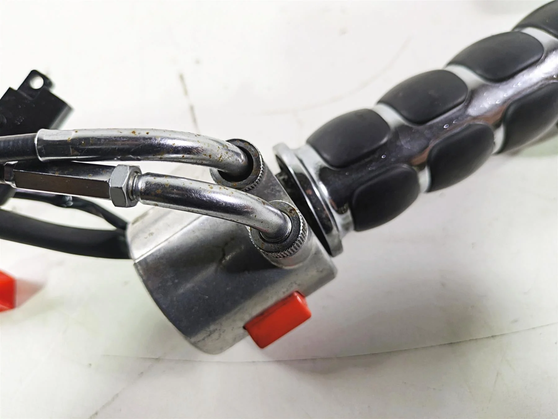2002 Honda V-Twin VTX1800 C Right Cruise Control Switch & Throttle 35013-MCH-020 - Image 12