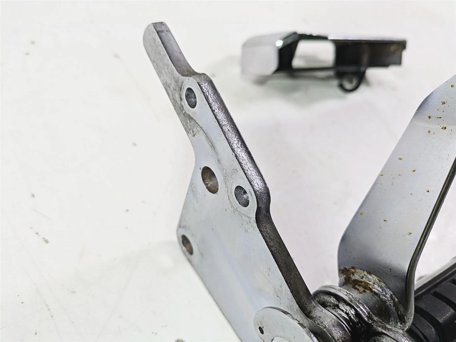2002 Honda V-Twin VTX1800 C Right Front Foot Peg & Brake Parts 50615-MCH-C10 - Image 10