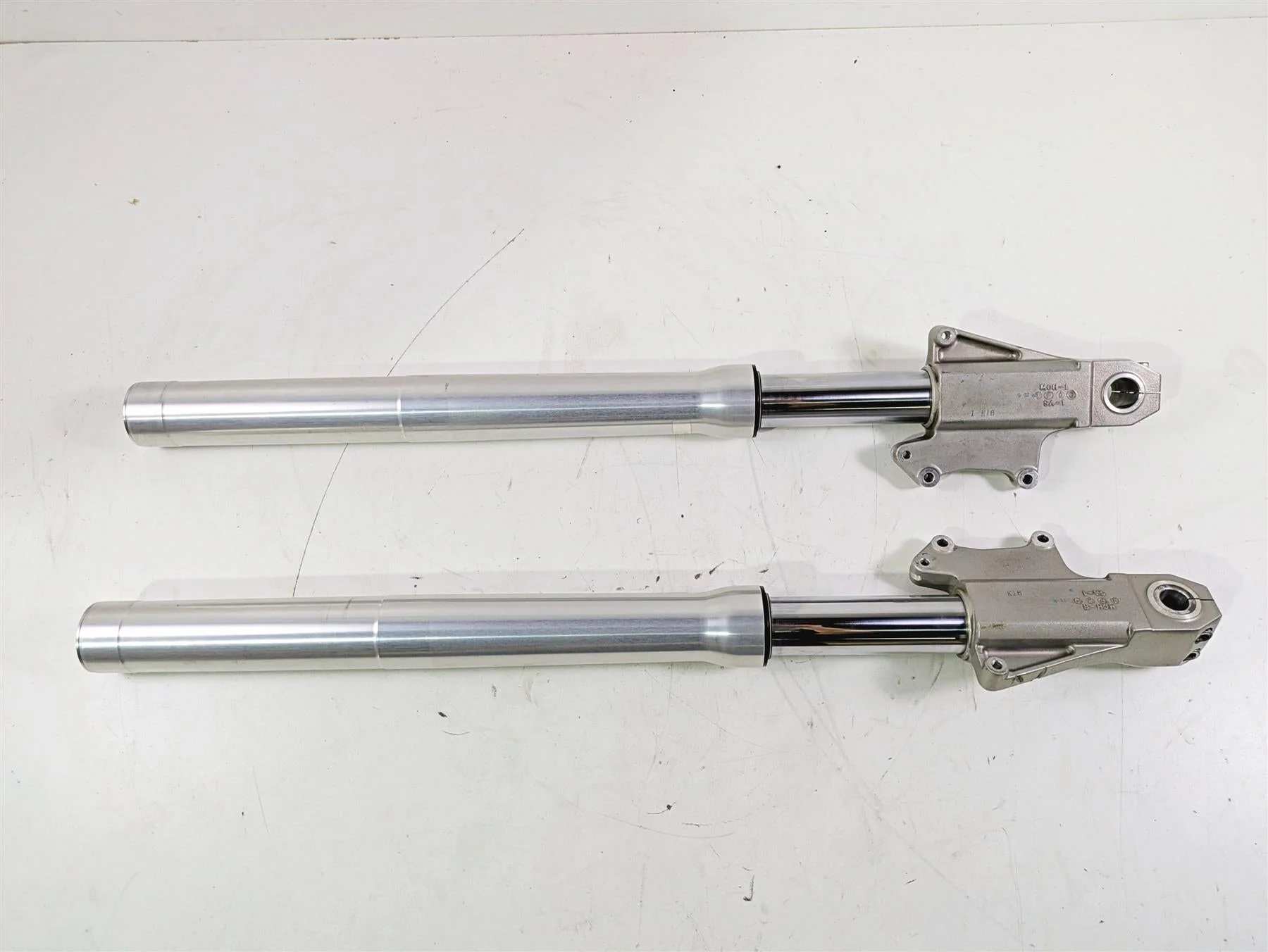 2002 Honda V-Twin VTX1800 C Straight Showa Front Fork Leg Set 51400-MCH-003 - Image 2