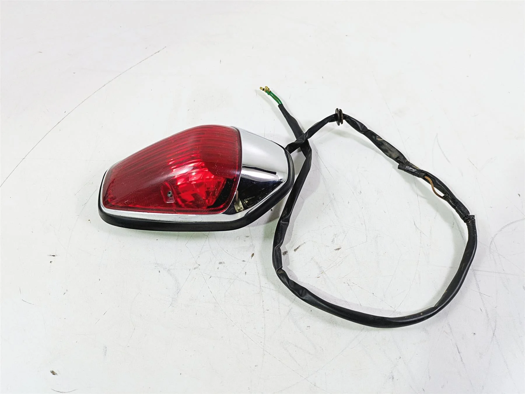 2002 Honda V-Twin VTX1800 C Taillight Tail Light 33701-MCH-672 33701-MCH-673 - Image 11