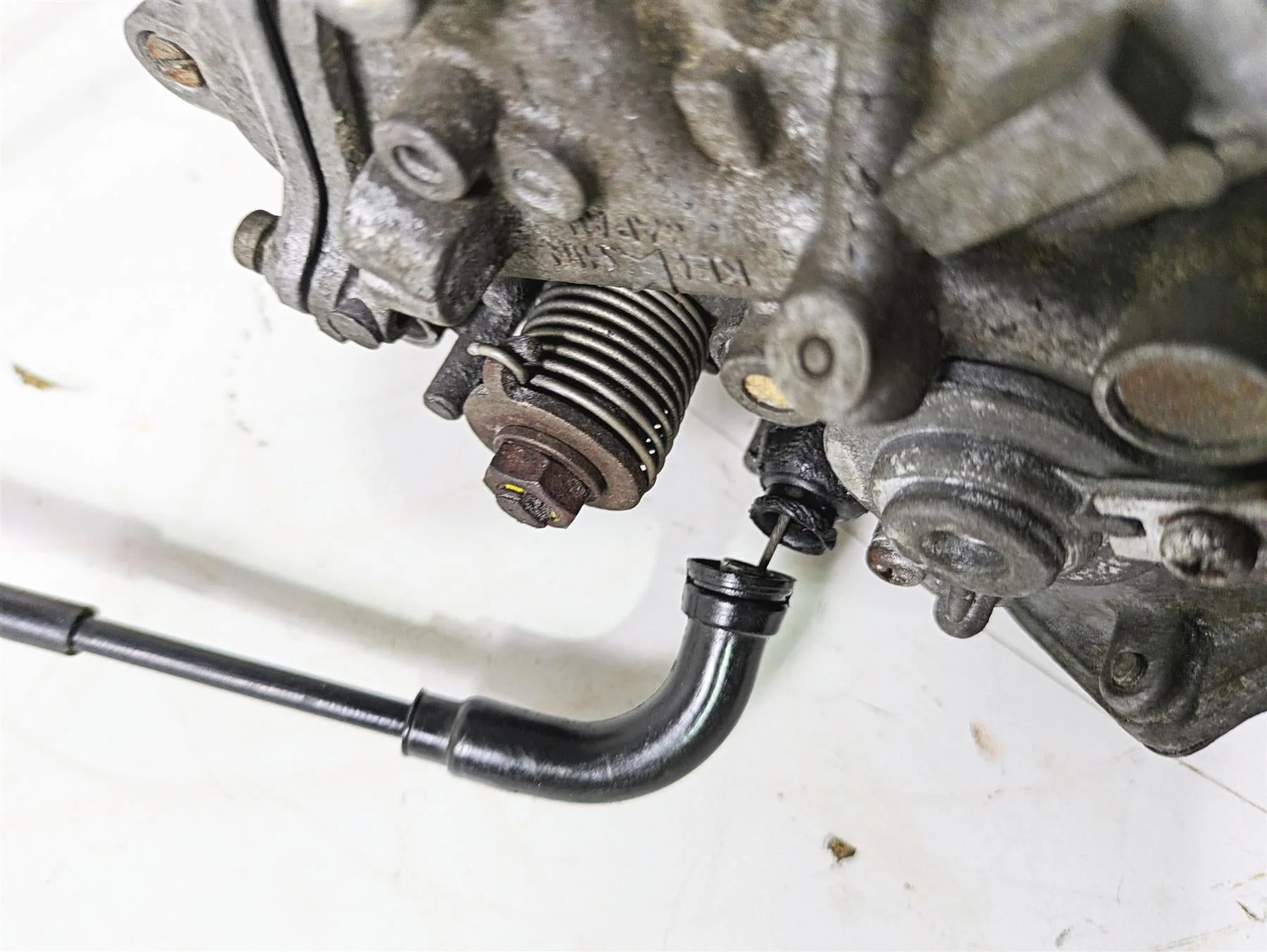 2002 Honda VT1100 Shadow Sabre Carburetor Carb - Read 16100-MAA-L00 - Image 8