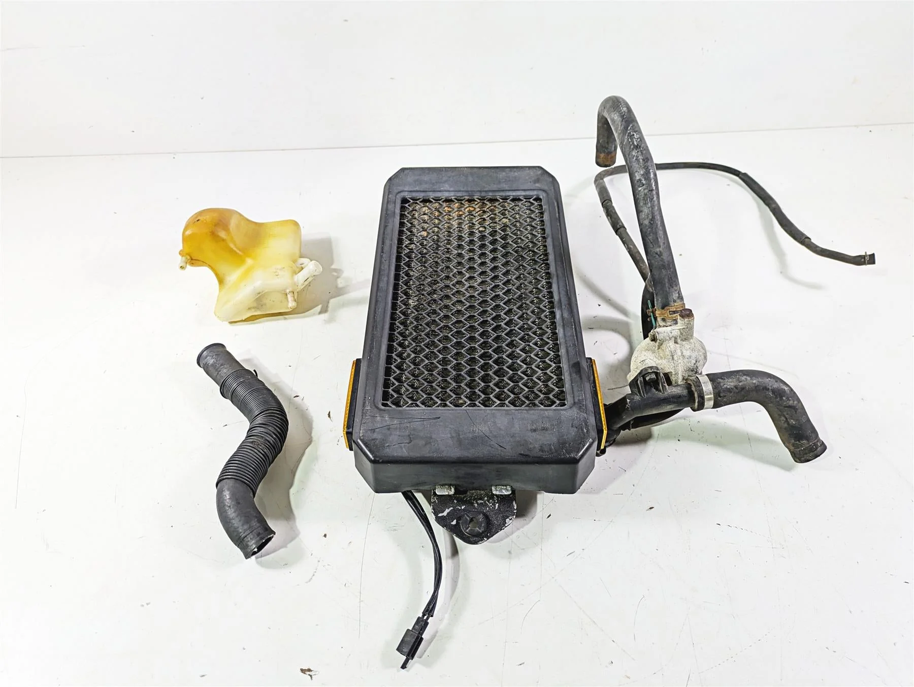 2002 Honda VT1100 Shadow Sabre Radiator Fan Reservoir Hoses Set 19010-MCK-A01 - Image 12