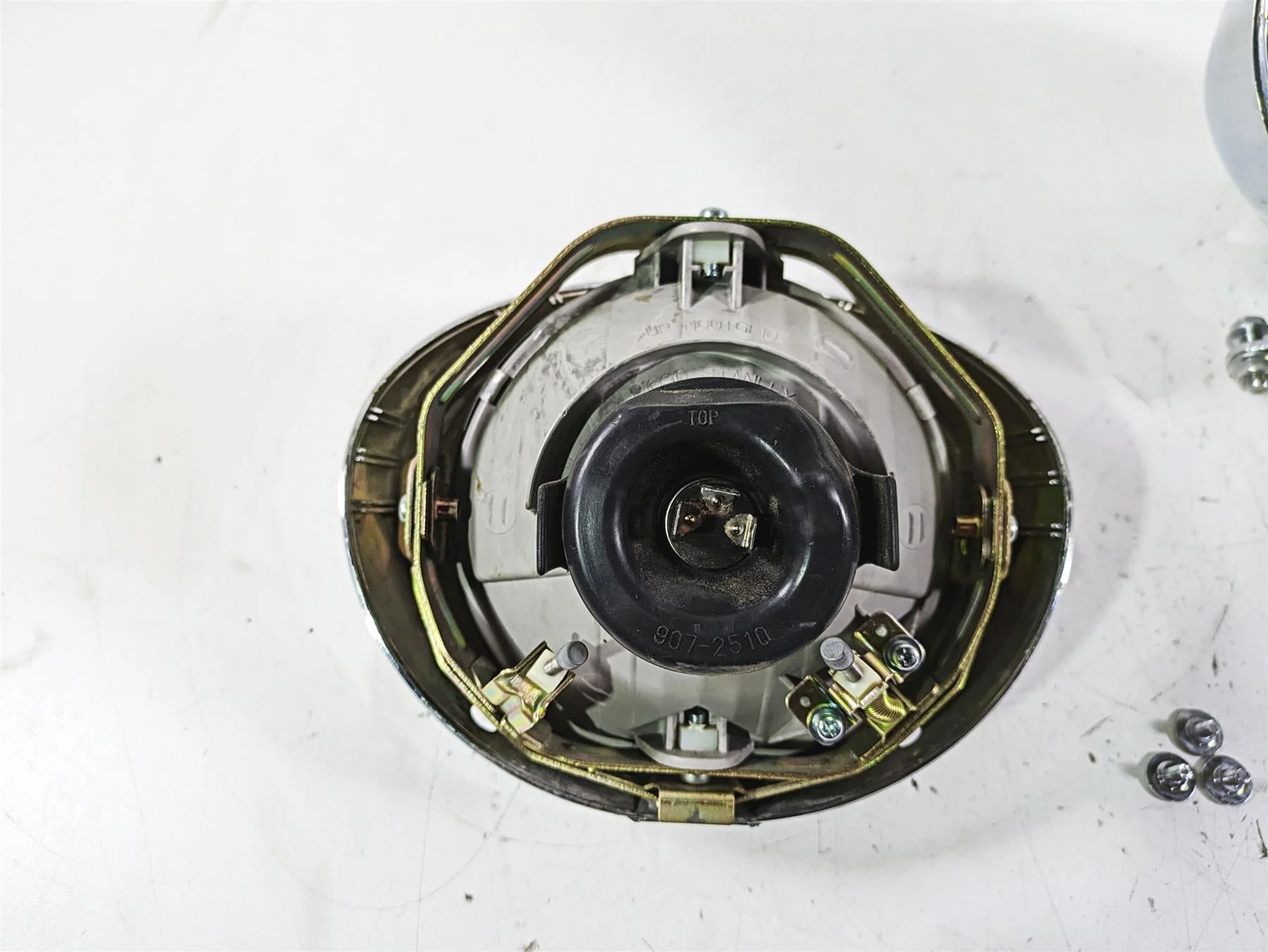 2002 Honda VTX1800 Retro Headlight Head Light & Housing Set 33120-MCH-671 - Image 6
