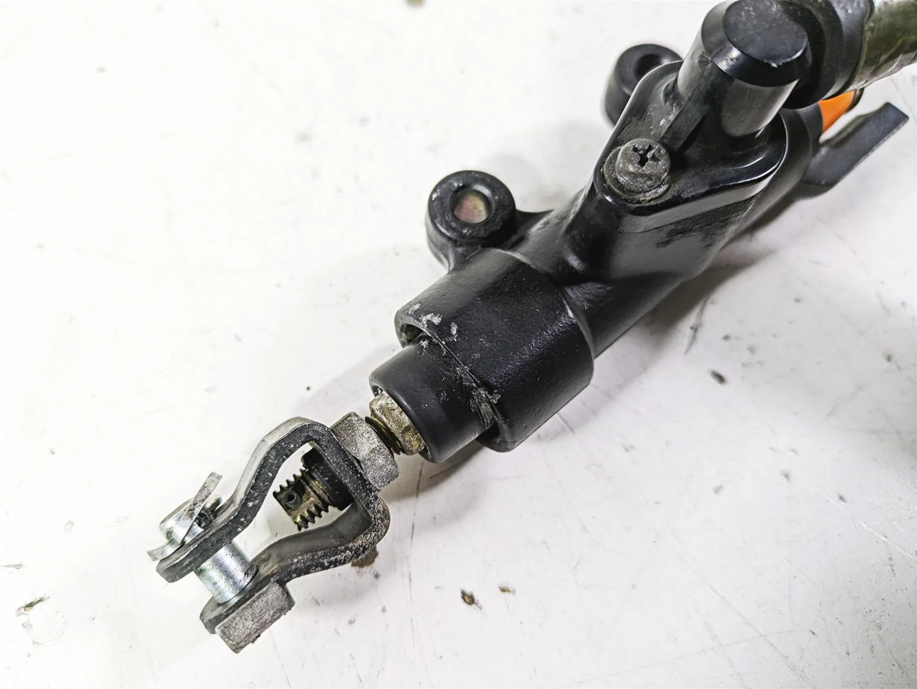 2002 Honda VTX1800 Retro Nissin Rear Brake Master Cylinder 11/16 43510-MCV-016 - Image 4