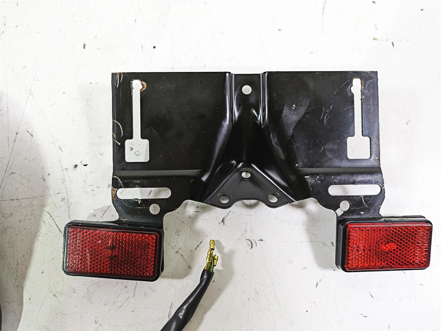 2002 Honda VTX1800 Retro Taillight Plate Holder Light Set 33701-MCV-671 - Image 6