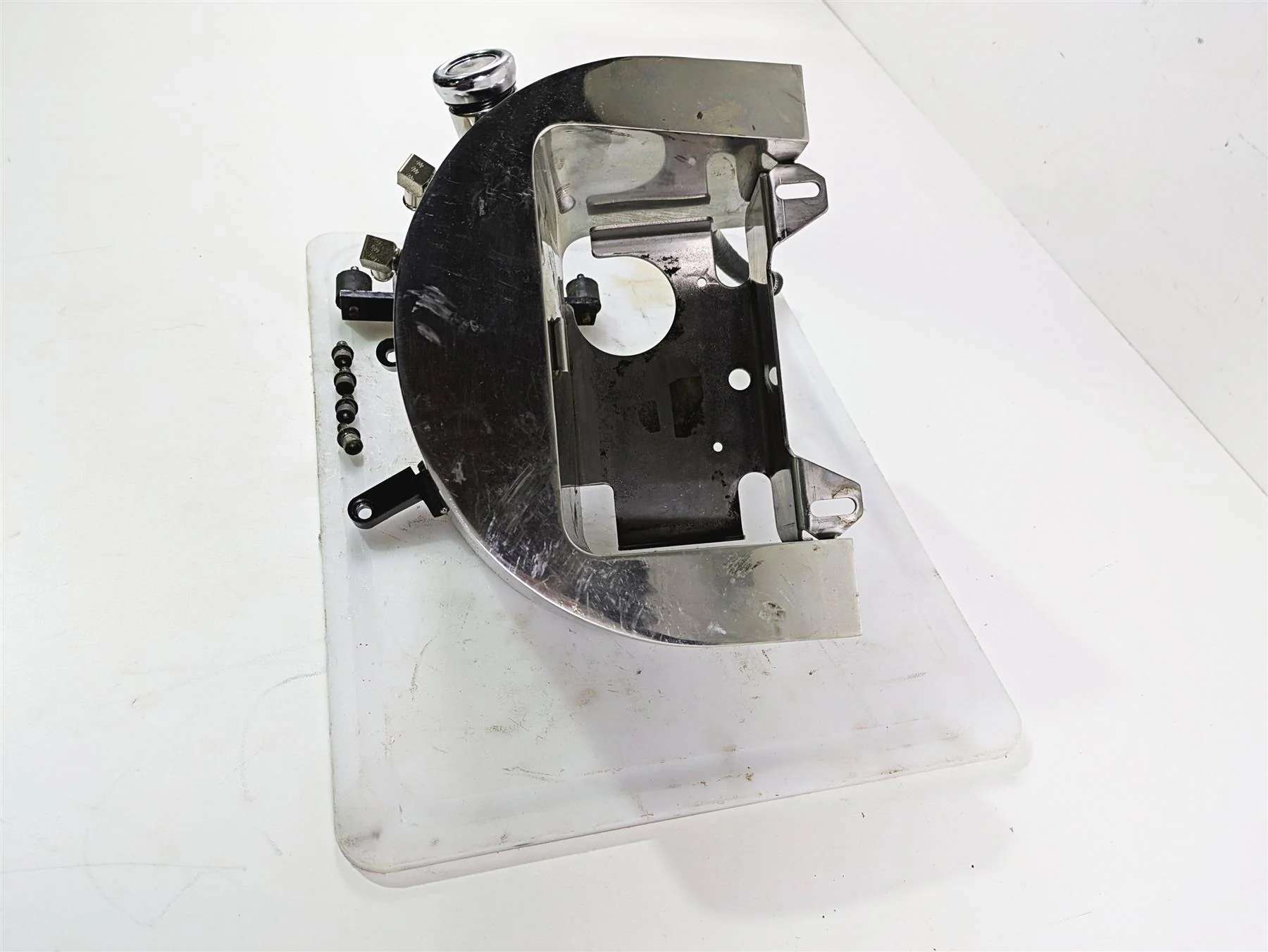 2002 Indian Spirit Deluxe Chrome Oil Tank Reservoir 29-962 - Image 3
