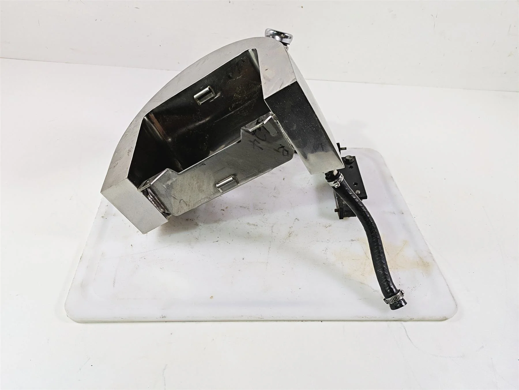 2002 Indian Spirit Deluxe Chrome Oil Tank Reservoir 29-962 - Image 9
