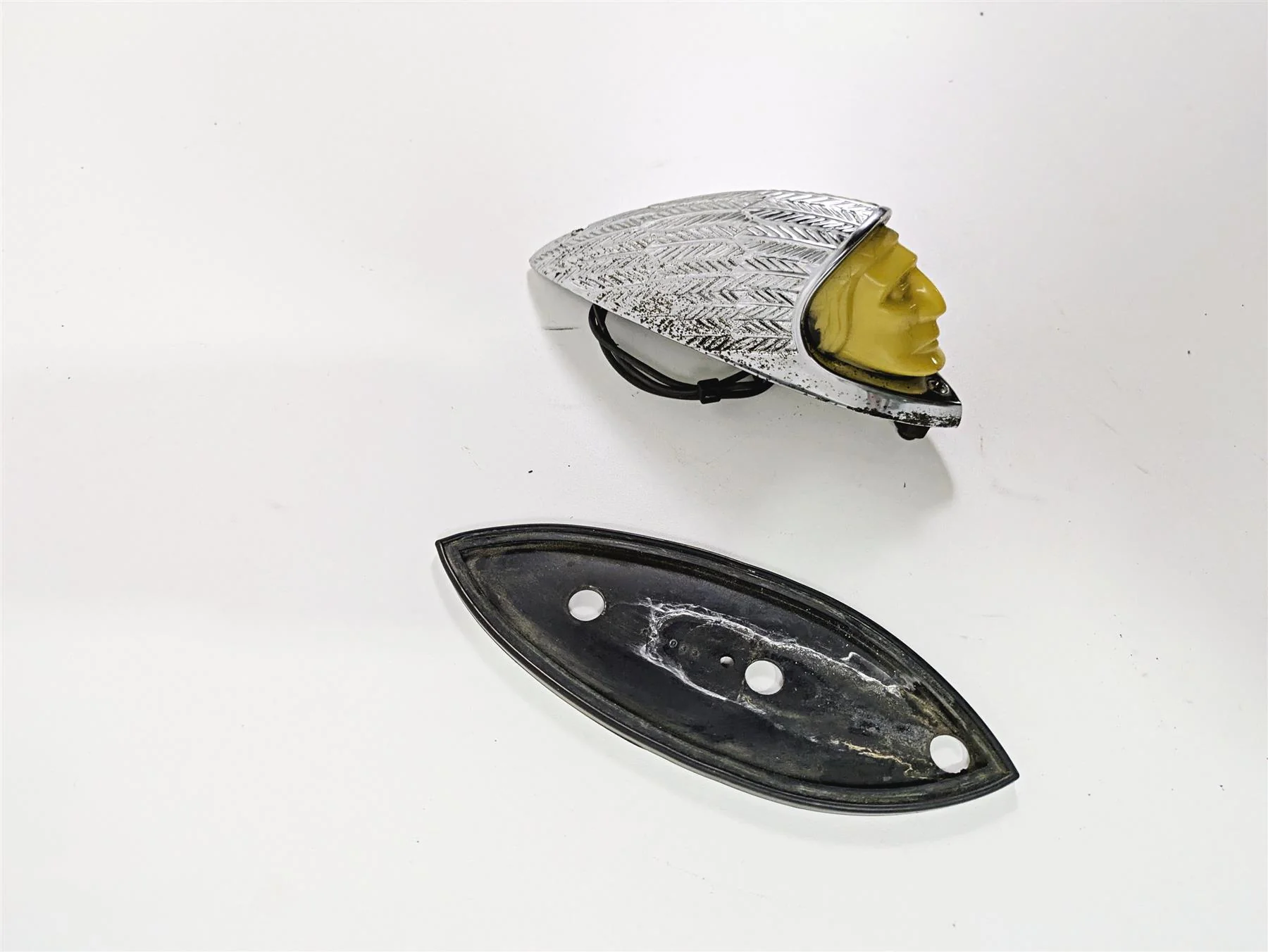 2002 Indian Spirit Deluxe Front Fender Headdress Light Lamp 66-037 - Image 2