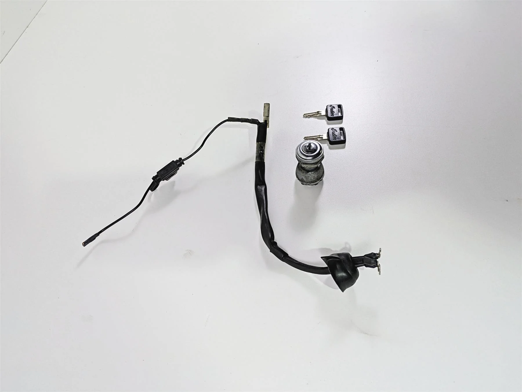 2002 Indian Spirit Deluxe Ignition Switch & Wiring & Two Key Set 94-255 - Image 2