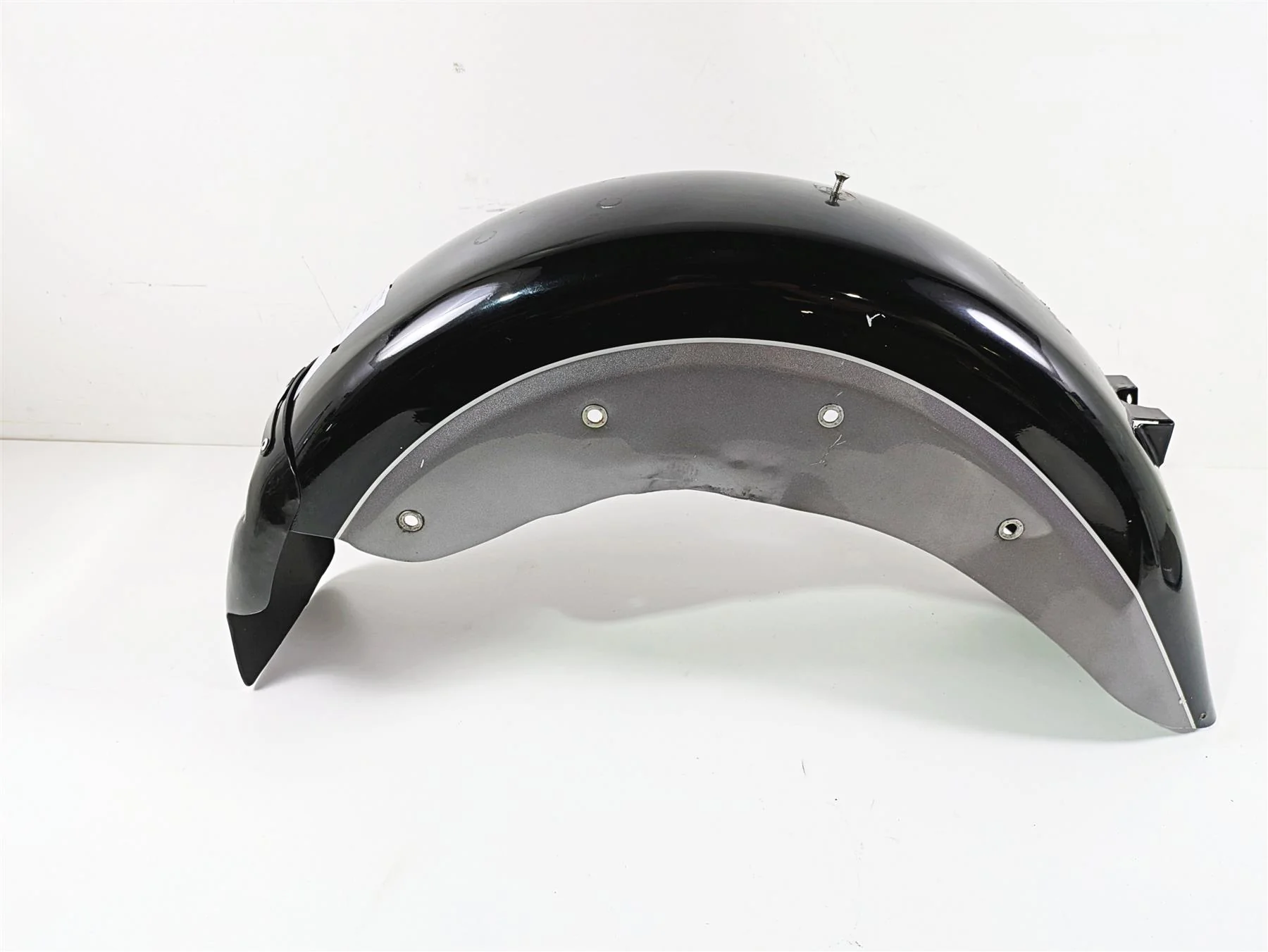 2002 Indian Spirit Deluxe Rear Fender Black Silver - Bent 89-301 - Image 2