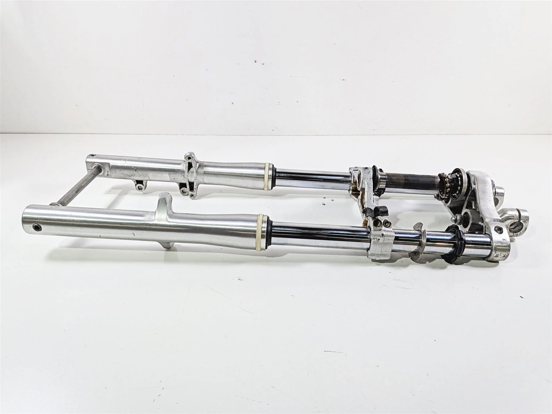 2002 Yamaha XVS650 V-Star Classic Front Fork Triple Tree Riser 5BN-23102-12 - Image 5