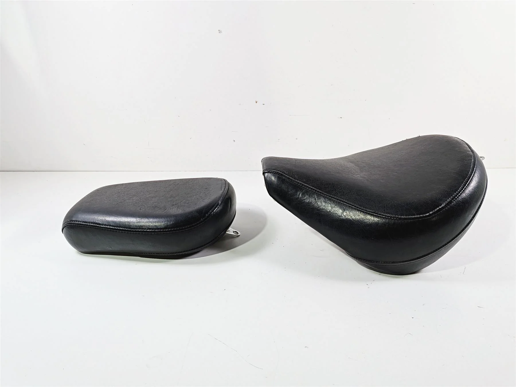 2002 Yamaha XVS650 V-Star Classic Front Rear Seat Saddle Set 5BN-24710 5SC-24750 - Image 5