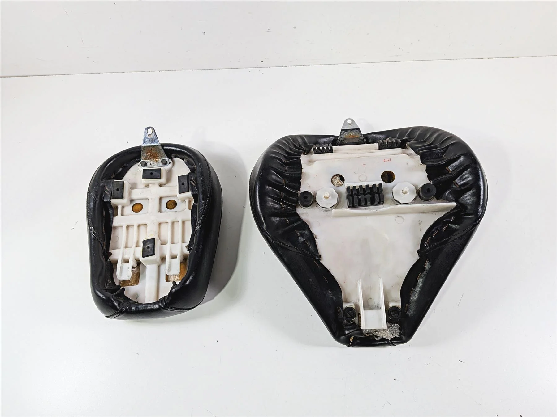 2002 Yamaha XVS650 V-Star Classic Front Rear Seat Saddle Set 5BN-24710 5SC-24750 - Image 7