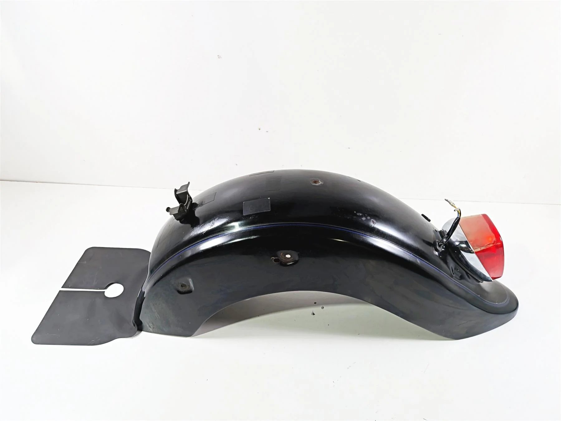 2002 Yamaha XVS650 V-Star Classic Rear Fender & Taillight Tail lamp 5BN-W216R