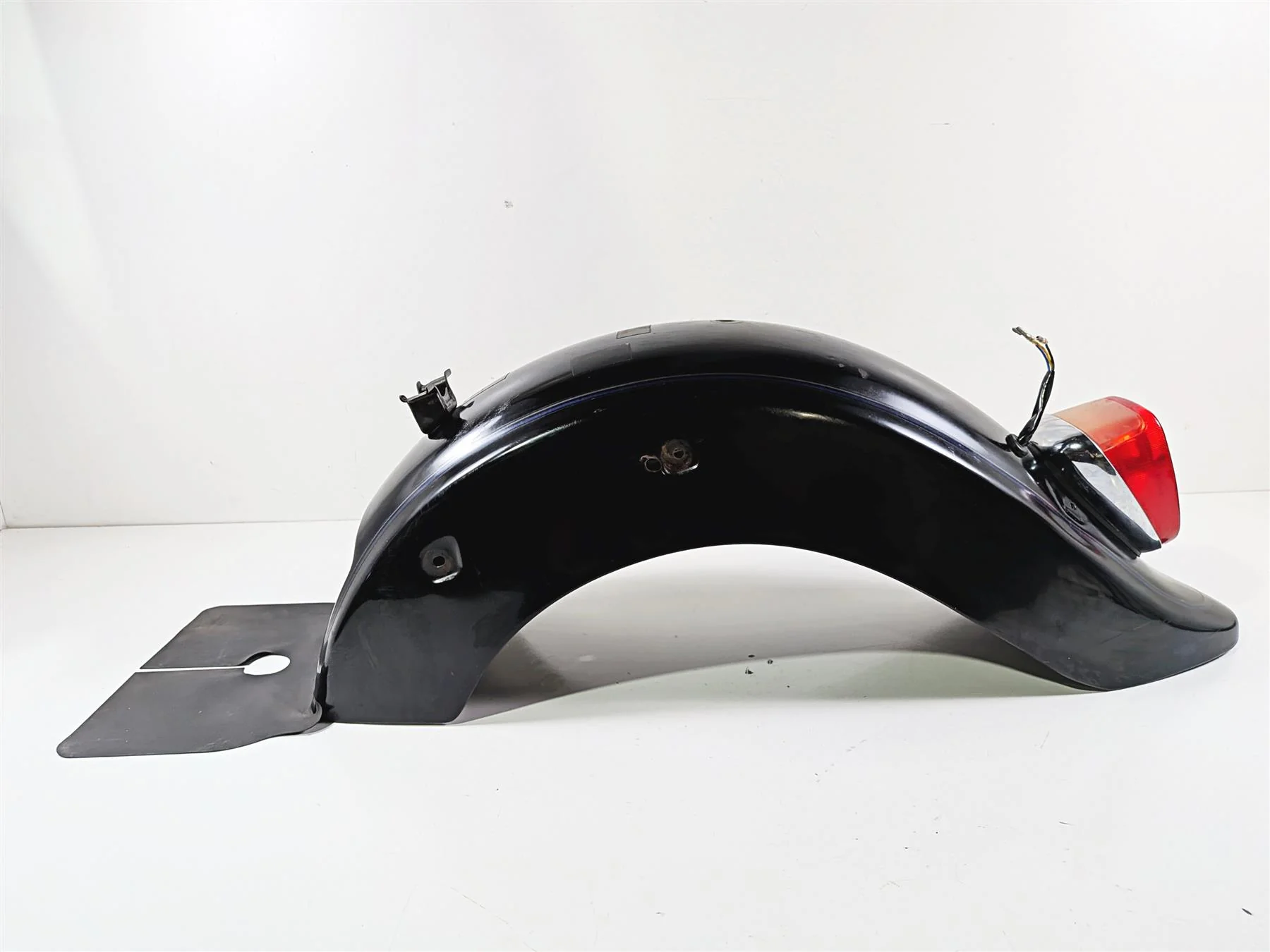 2002 Yamaha XVS650 V-Star Classic Rear Fender & Taillight Tail lamp 5BN-W216R - Image 2