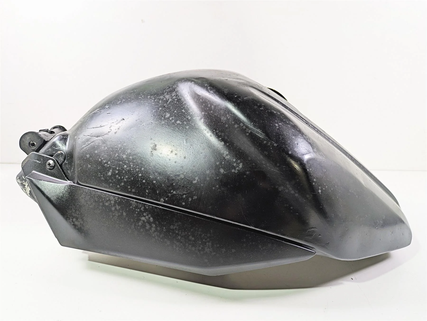 2002 Yamaha YZFR1 R1 Fuel Gas Petrol Tank & Aftermaket Lid 5PW-Y2410-30-01 - Image 2