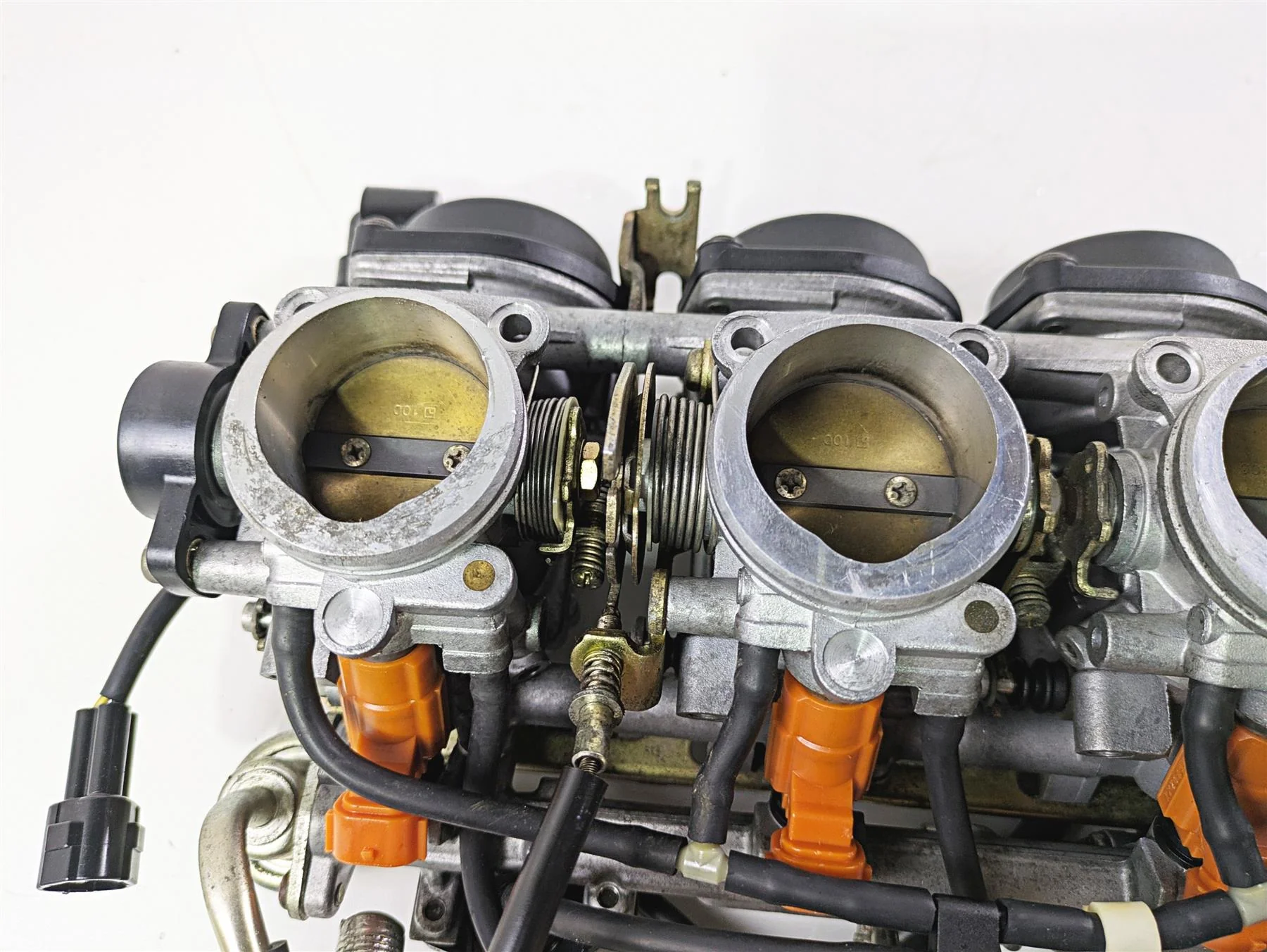 2002 Yamaha YZFR1 R1 Mikuni Throttle Body Diaphragm Fuel Injectors 5PW-13750-00 - Image 10
