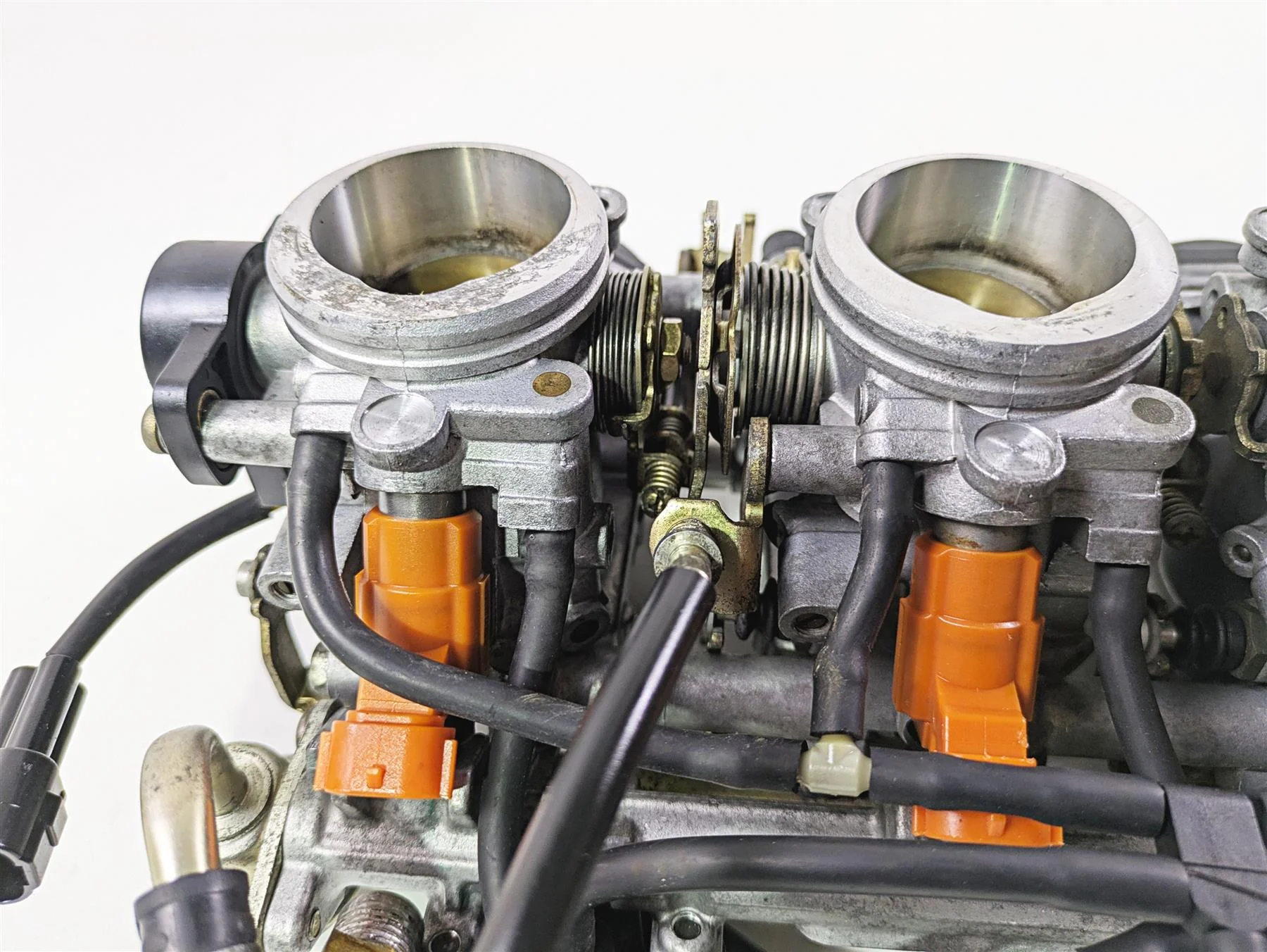 2002 Yamaha YZFR1 R1 Mikuni Throttle Body Diaphragm Fuel Injectors 5PW-13750-00 - Image 11