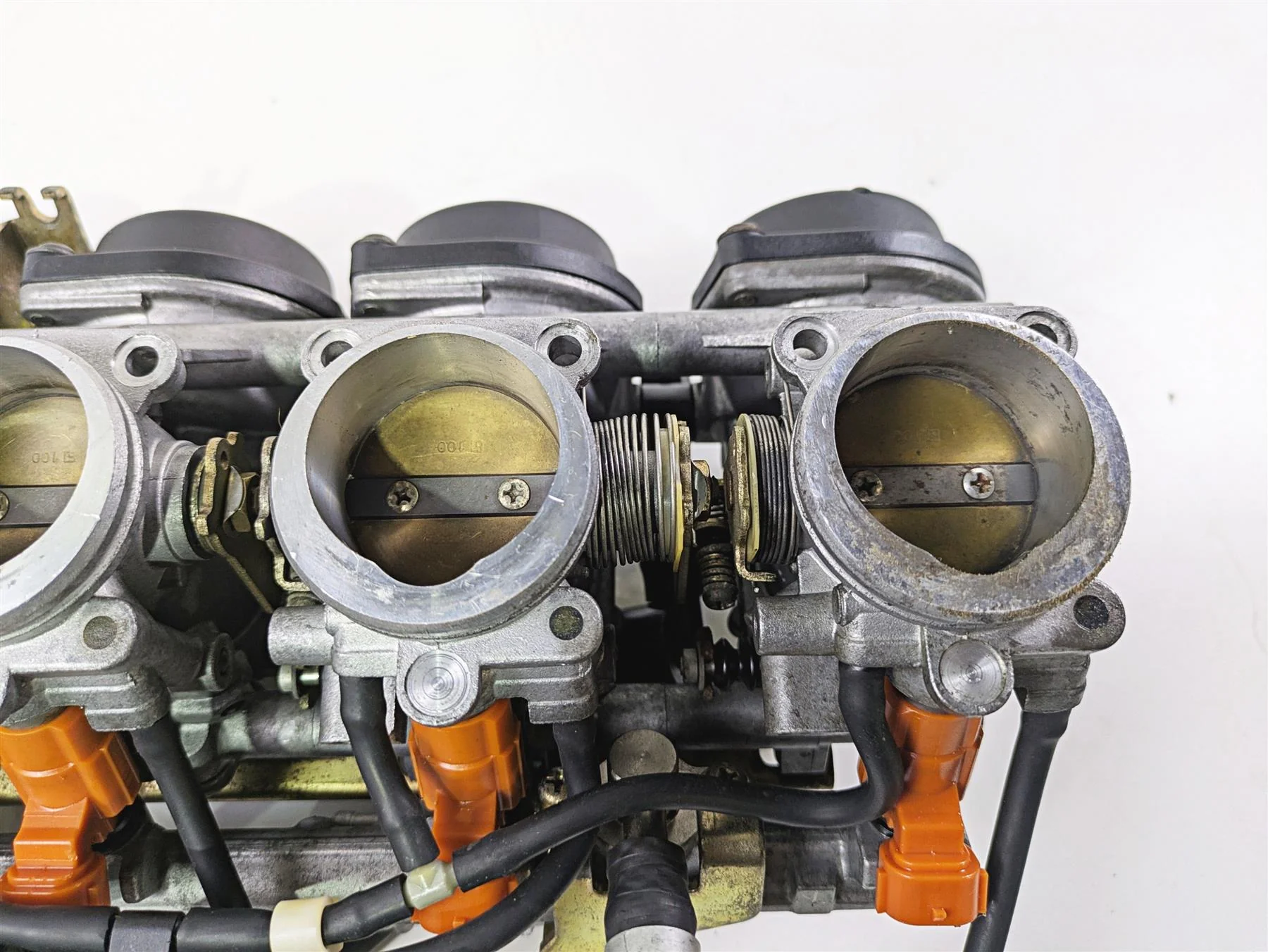 2002 Yamaha YZFR1 R1 Mikuni Throttle Body Diaphragm Fuel Injectors 5PW-13750-00 - Image 9