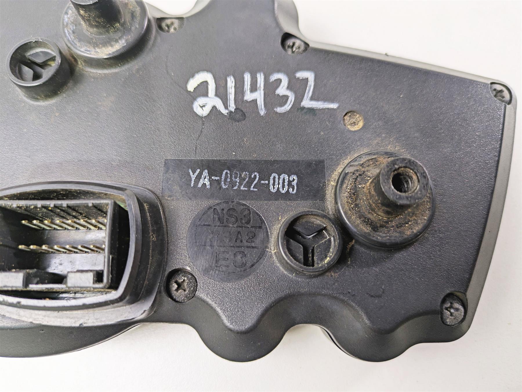 2002 Yamaha YZFR1 R1 Speedometer Gauges Instrument - 26k - Read 5PW-83500-11 - Image 9