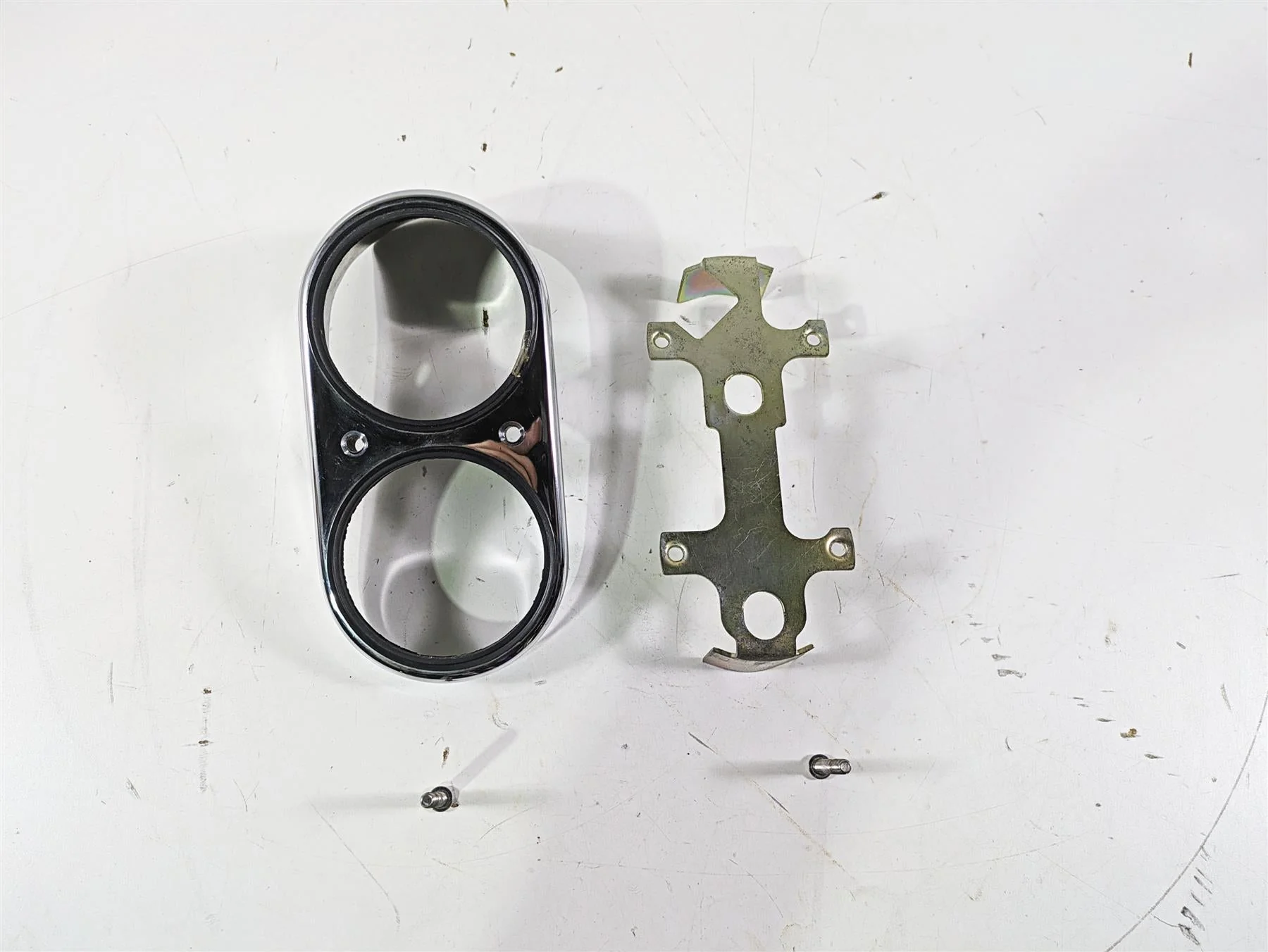 2003 Harley Dyna FXDL Low Rider 100TH Chrome Gauge Speedo Tacho Housing 67185-95 - Image 4