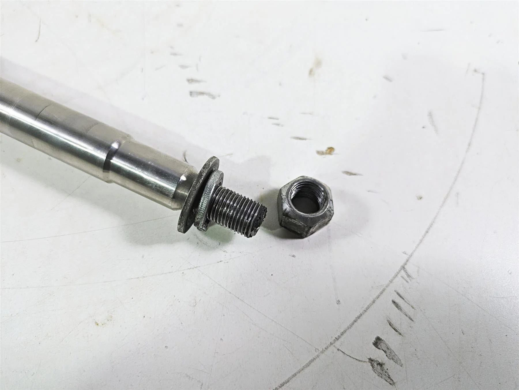 2003 Harley Dyna FXDL Low Rider 100TH Front Axle Wheel Spindle 3/4" 43895-00 - Image 5