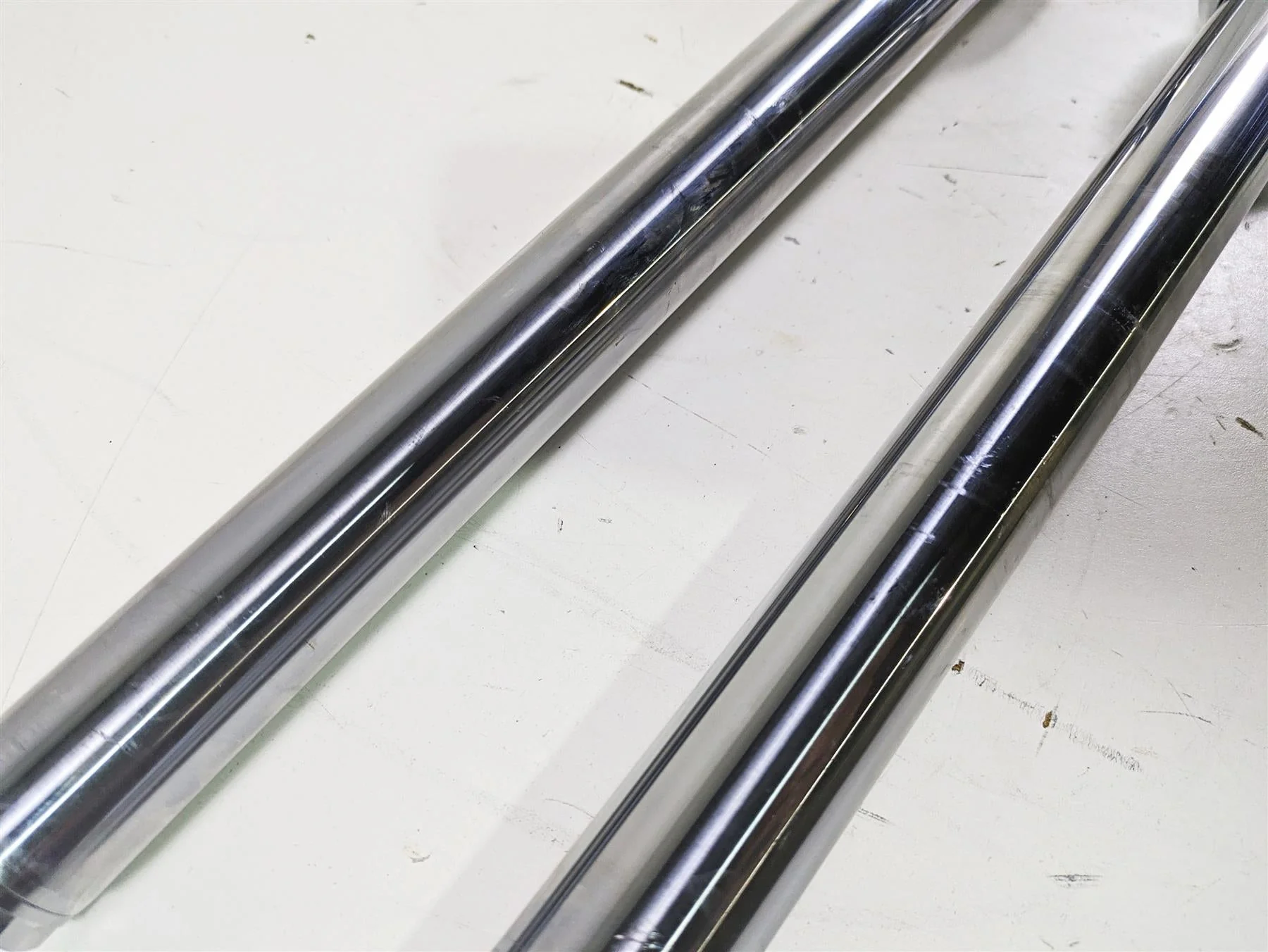 2003 Harley Dyna FXDL Low Rider 100TH Front Fork Leg Set 39mm 45947-00 45948-00 - Image 7
