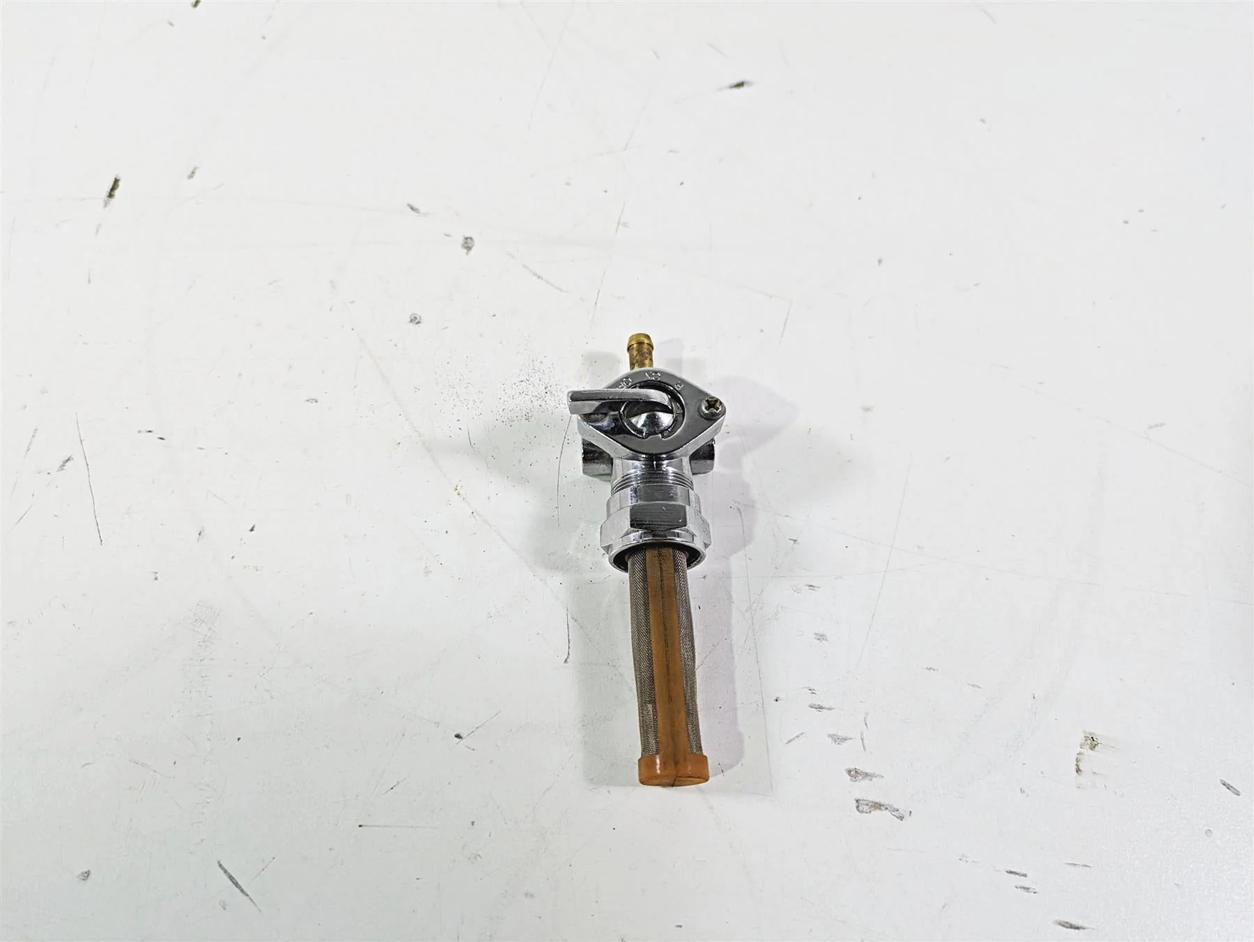 2003 Harley Dyna FXDL Low Rider 100TH Fuel Gas Petrol Valve Petcock 61338-02 - Image 2
